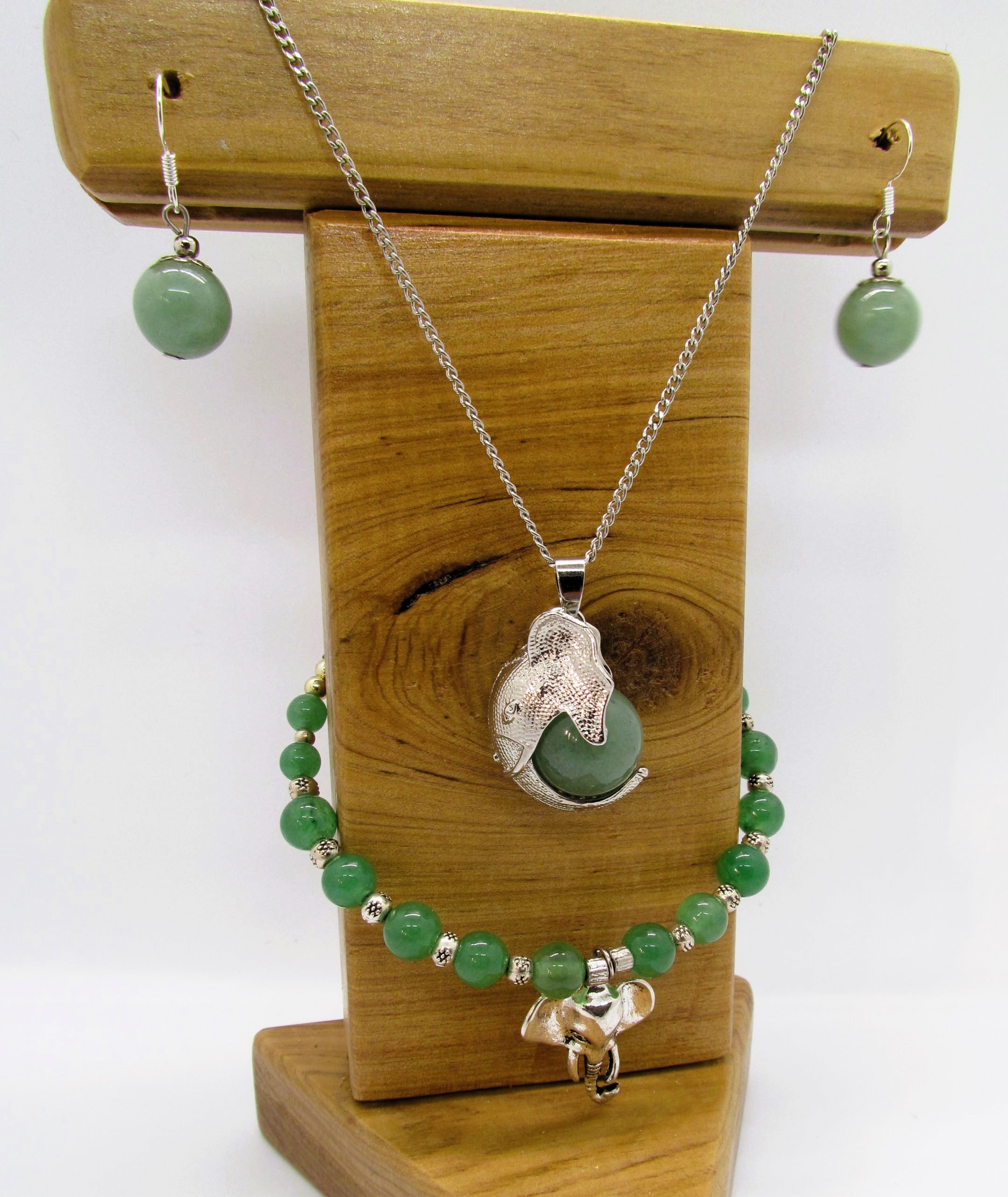 Savanna Splendor in Green Aventurine.