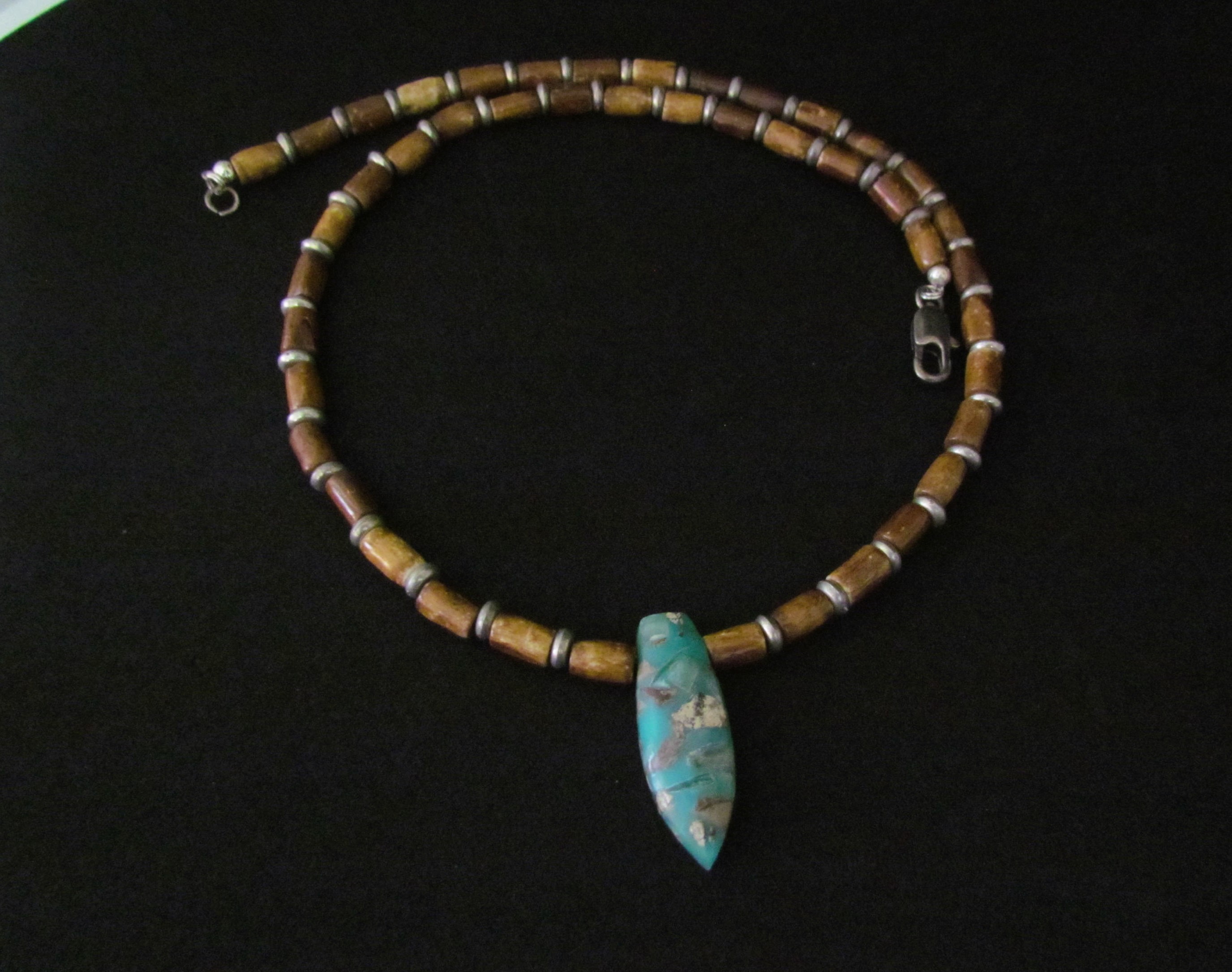Unique Native American Turquoise Beaded Necklace.