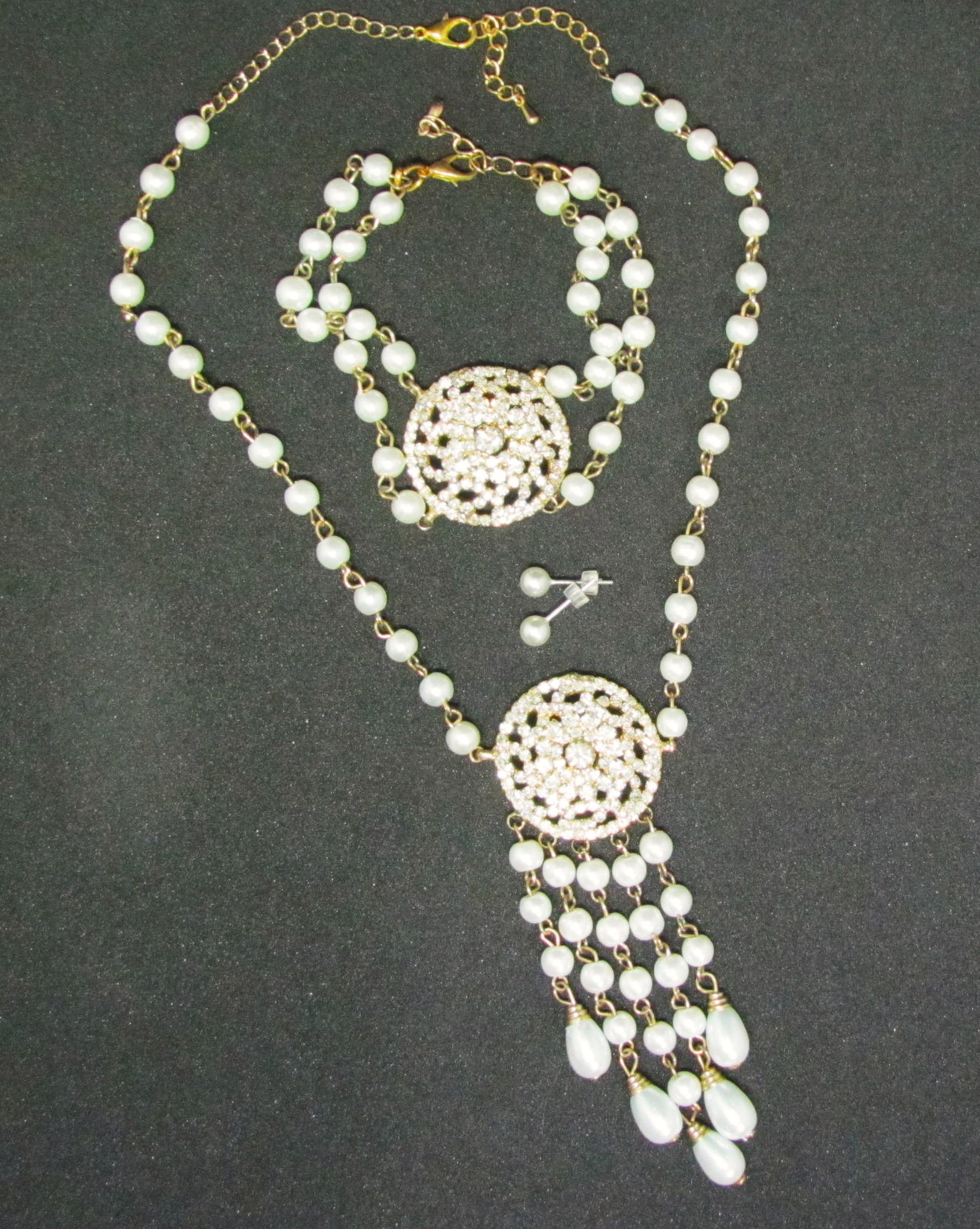 Sophisticated Sparkle in Pearl & Rhinestone. 