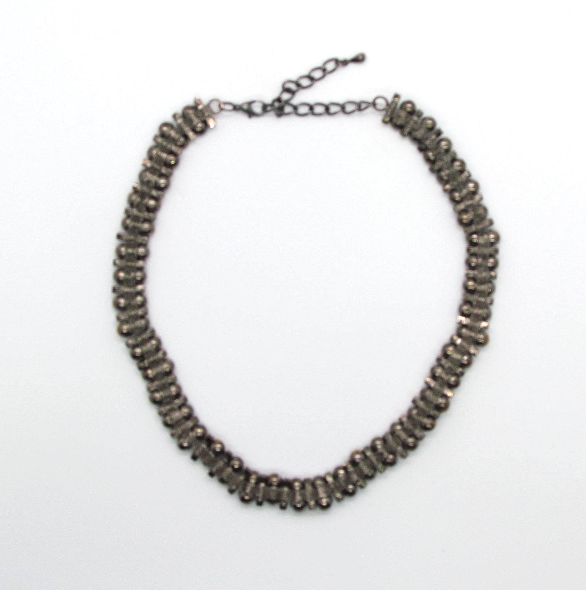 Standout Style Black Facetted Glass and Diamonte Riviere Set. 