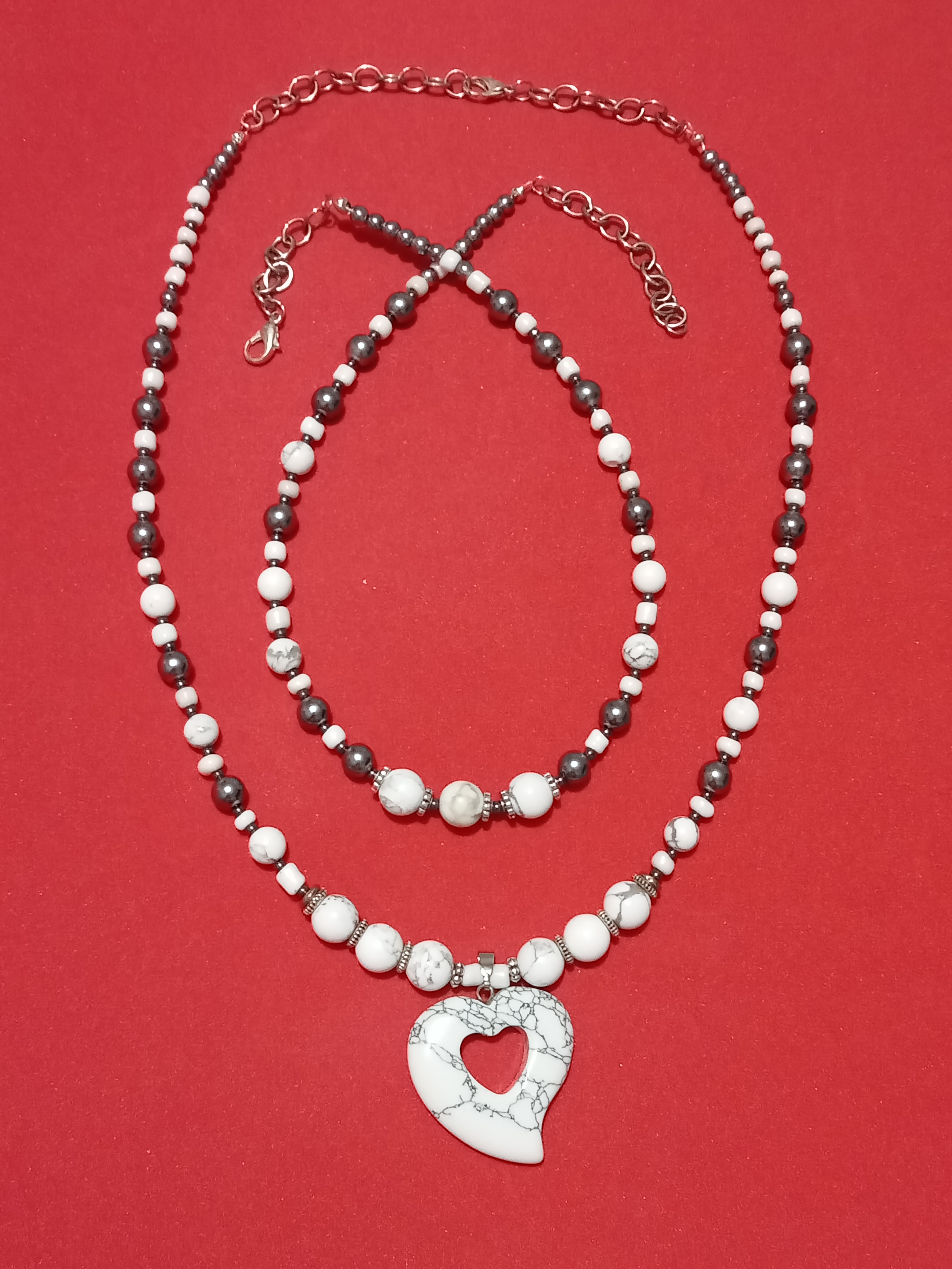 Elegant Natural Howlite Mum Two-in-one Set. 