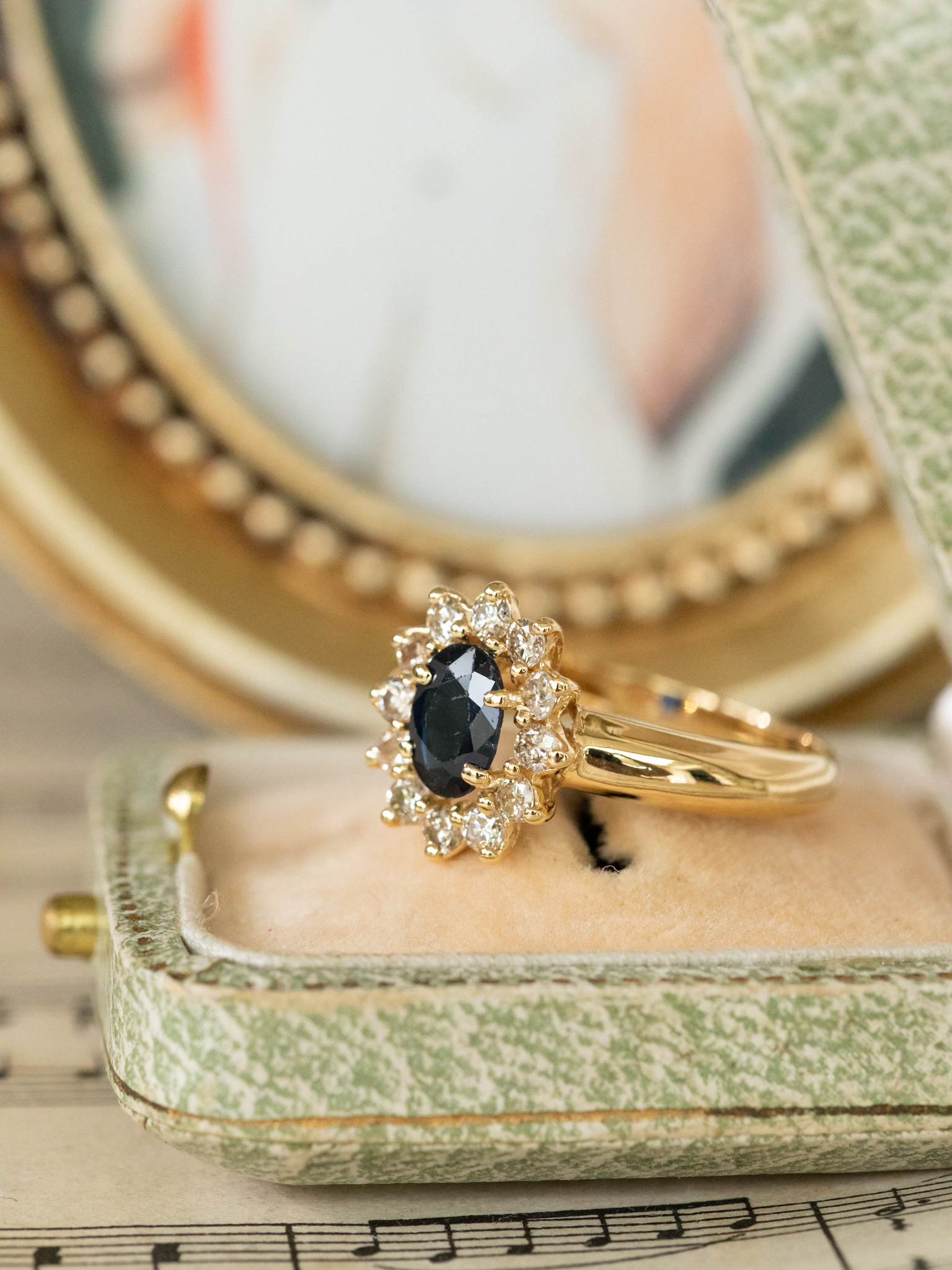 LA ARMANDE, sublime et intemporelle bague Marguerite saphir & diamants 💫