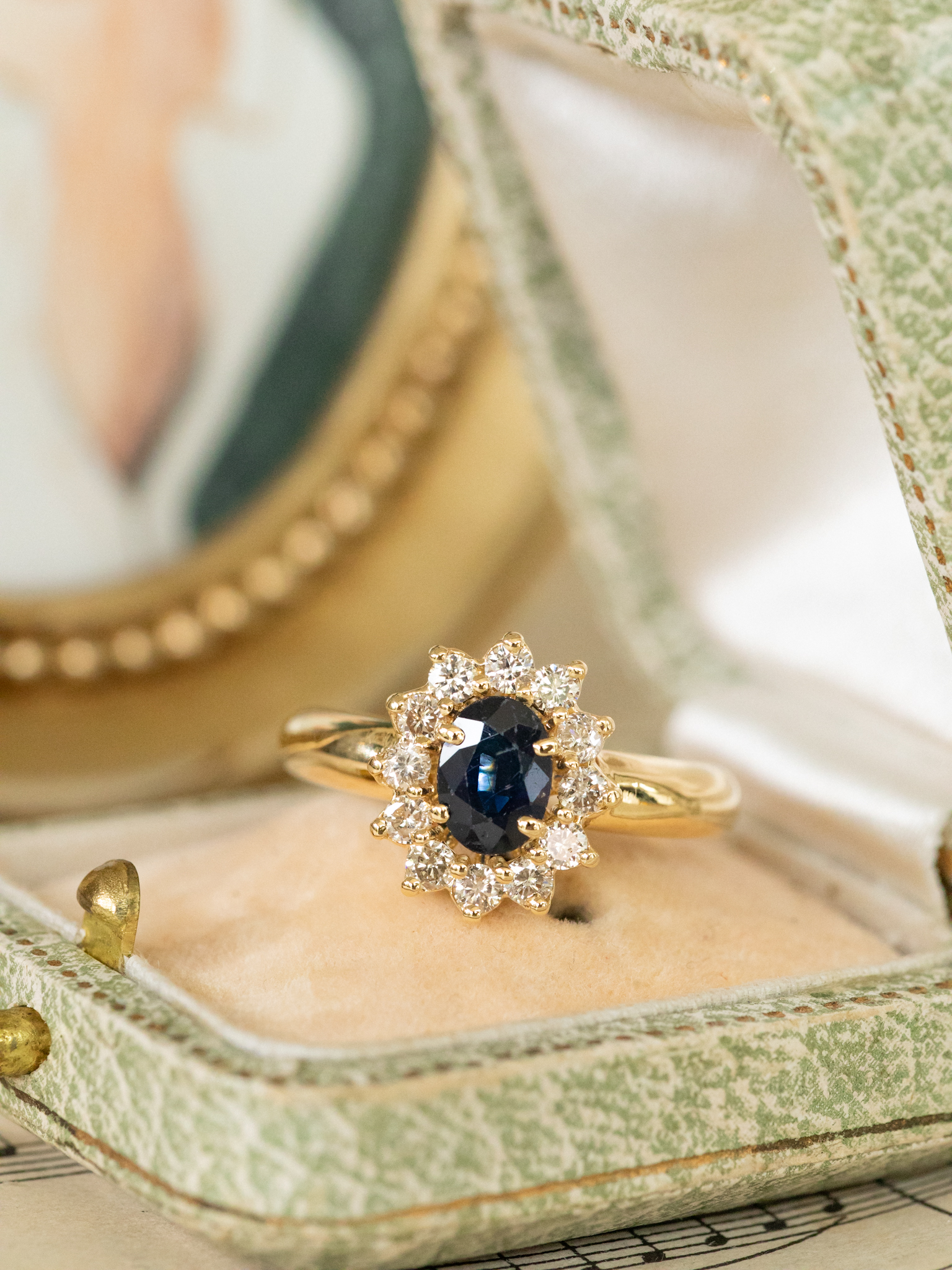 LA ARMANDE, sublime et intemporelle bague Marguerite saphir & diamants 💫