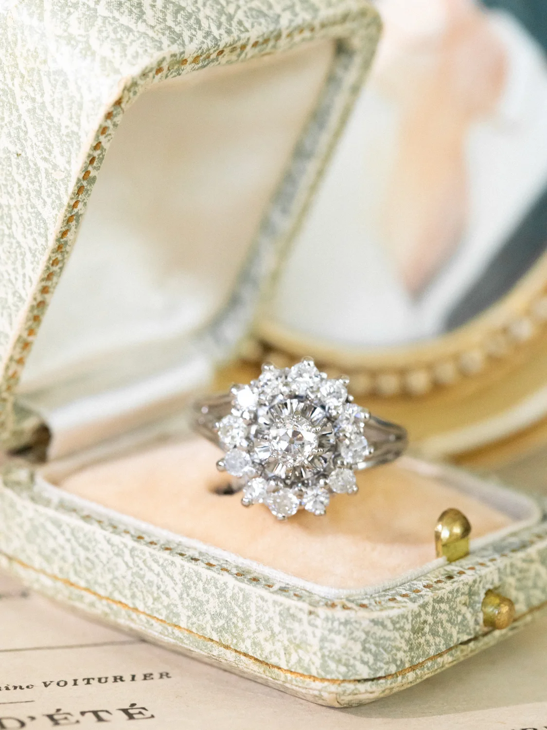 LA IRIS, sublime bague or blanc 18 carats Fleur de diamants étincelants 💫