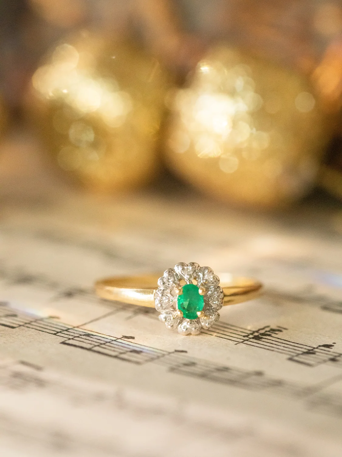 LA LUCE, adorable petite Pompadour en or 18 carats deux tons et éclats de diamants 💫