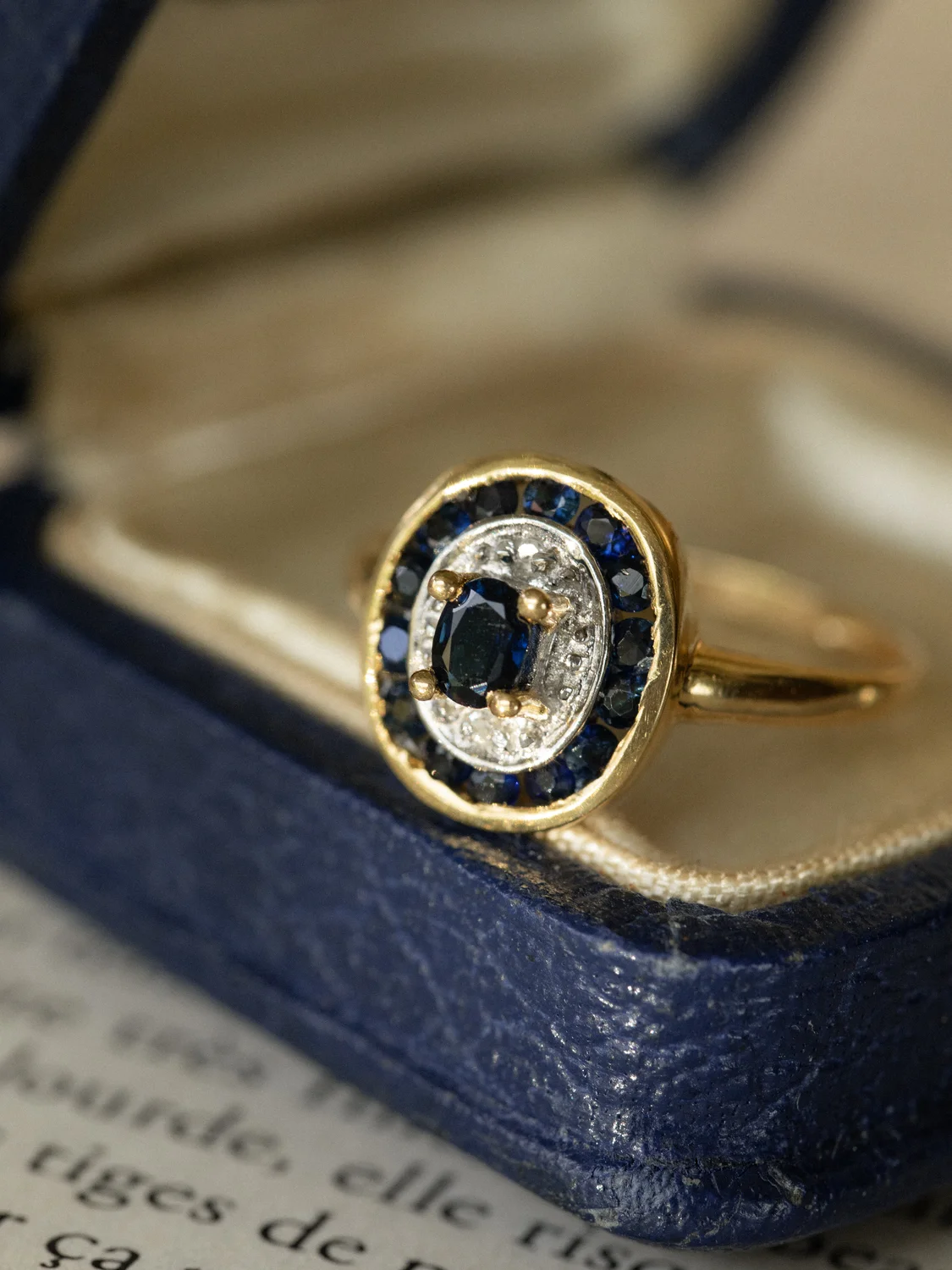 LA MANON, intemporelle bague saphir & diamants