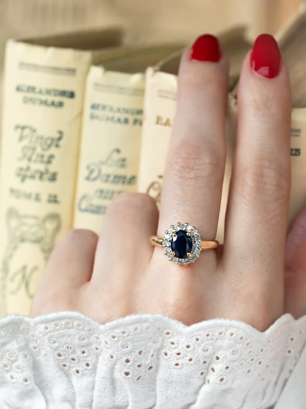 LA EUDORA, magnifique bague Pompadour en saphir & diamants 💫