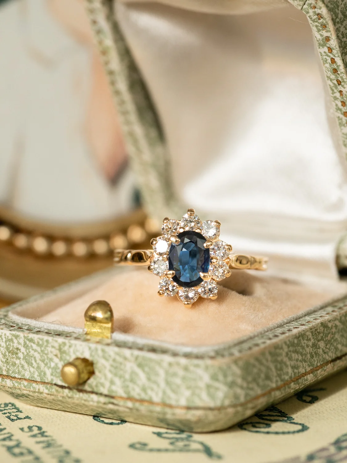 LA ELINOR, magnifique bague Marguerite vintage en saphir & diamants scintillants ✨