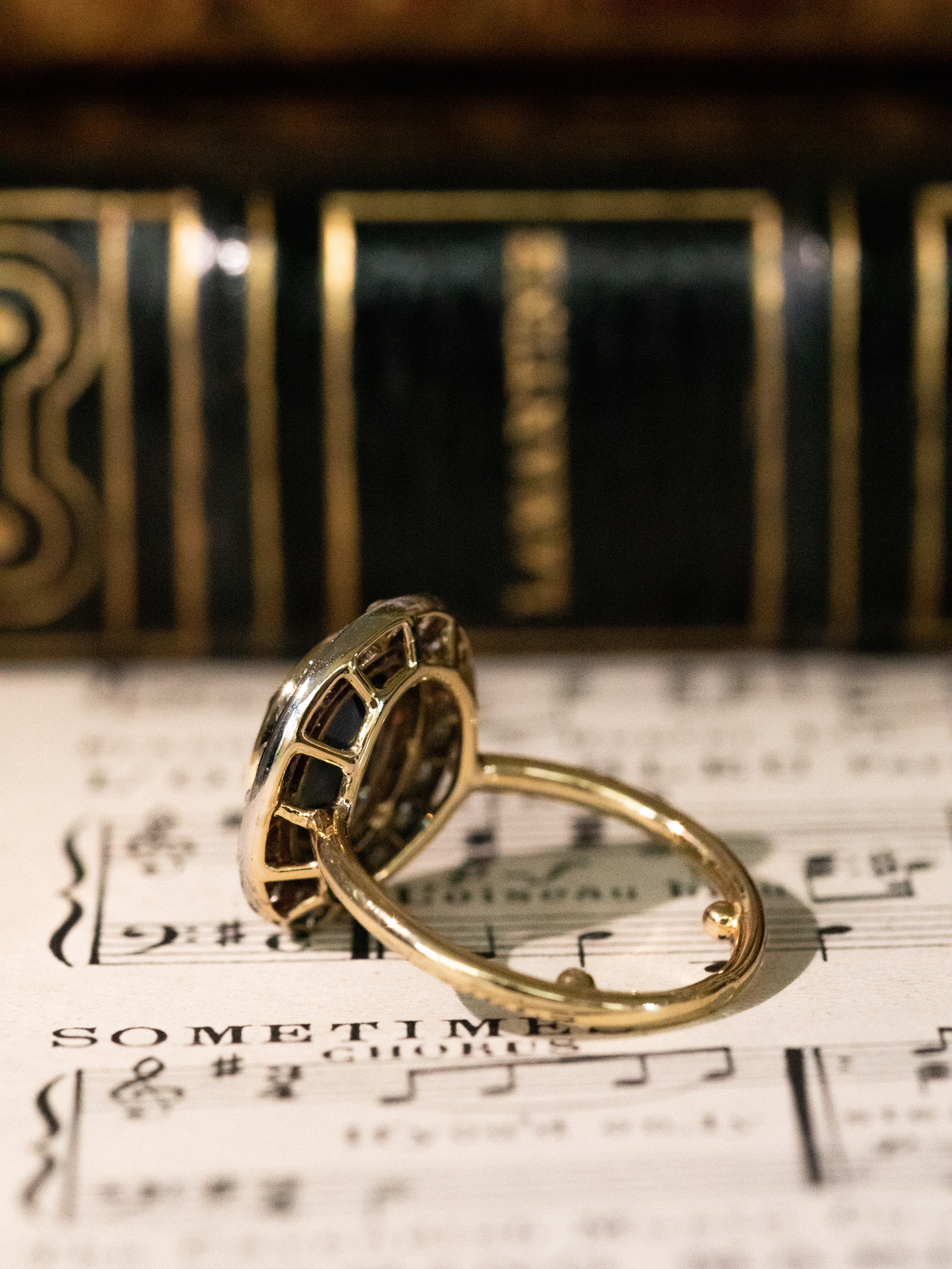 Boules d'or ajustement bague