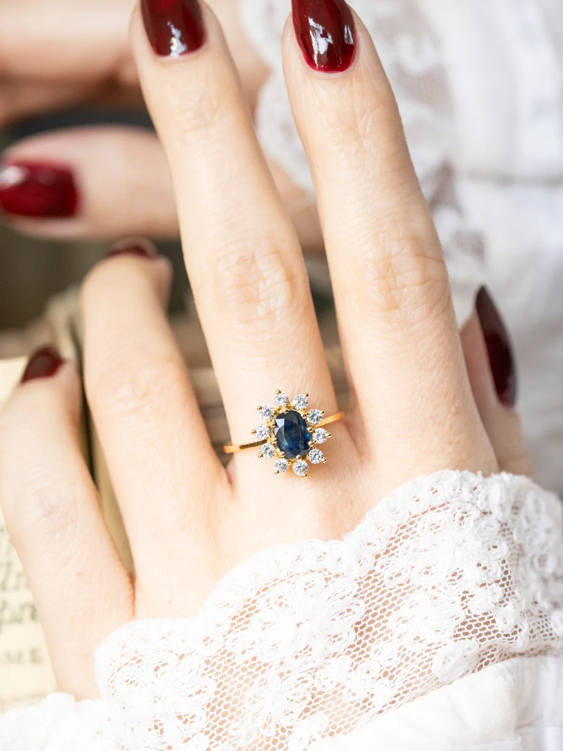 LA GERSENDE, magnifique bague Marguerite vintage en or jaune 18 carats, saphir & diamants étincelants ✨