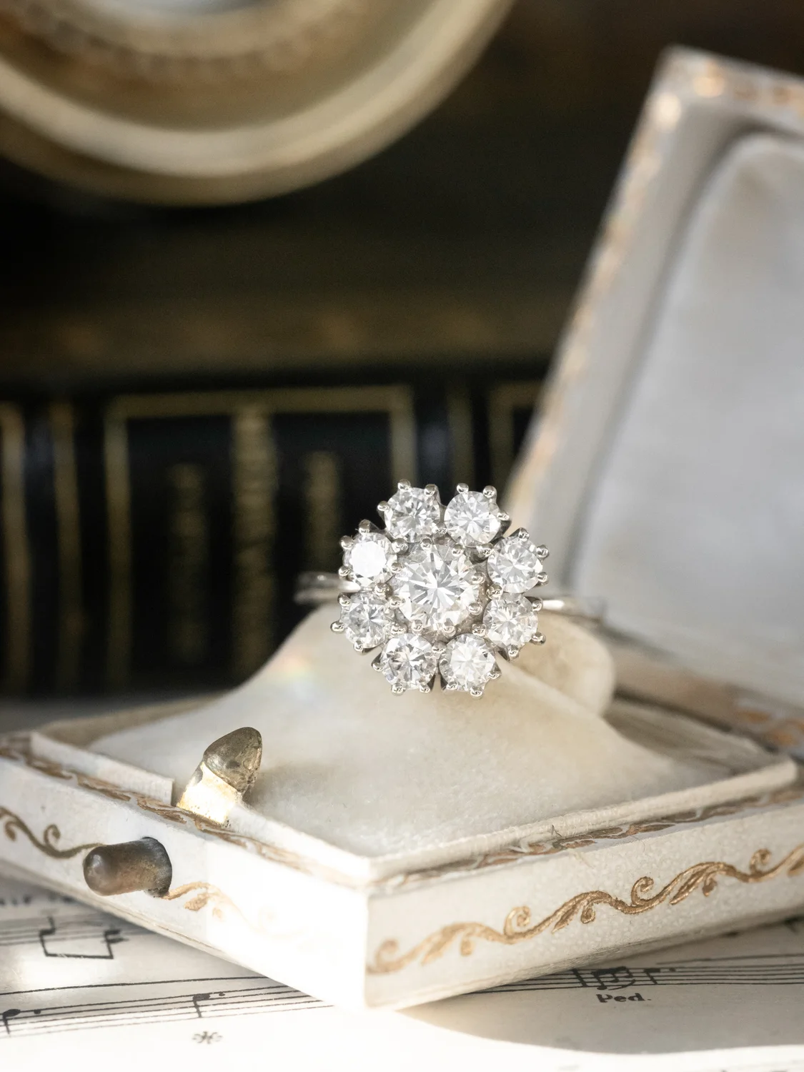 LA AVA, splendide bague Marguerite vintage (circa 1970) en or blanc 18 carats & diamants étincelants ✨