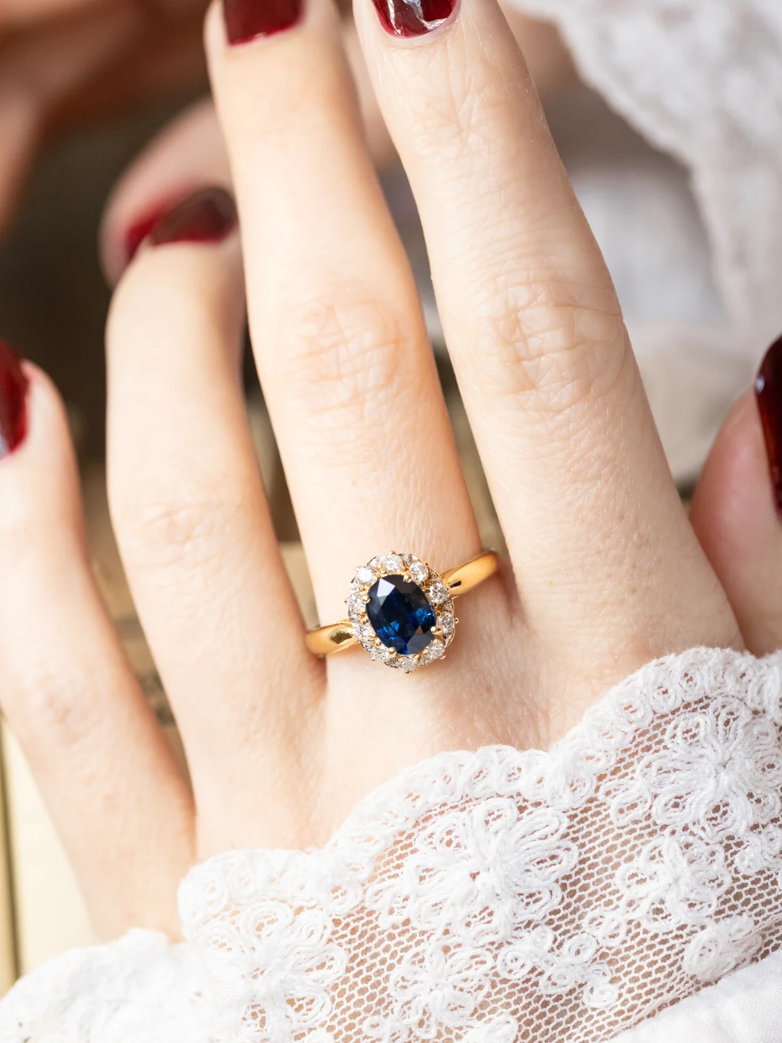 LA DANIELLE, sublime et lumineuse bague Pompadour vintage en or 18 carats, saphir & diamants scintillants ✨