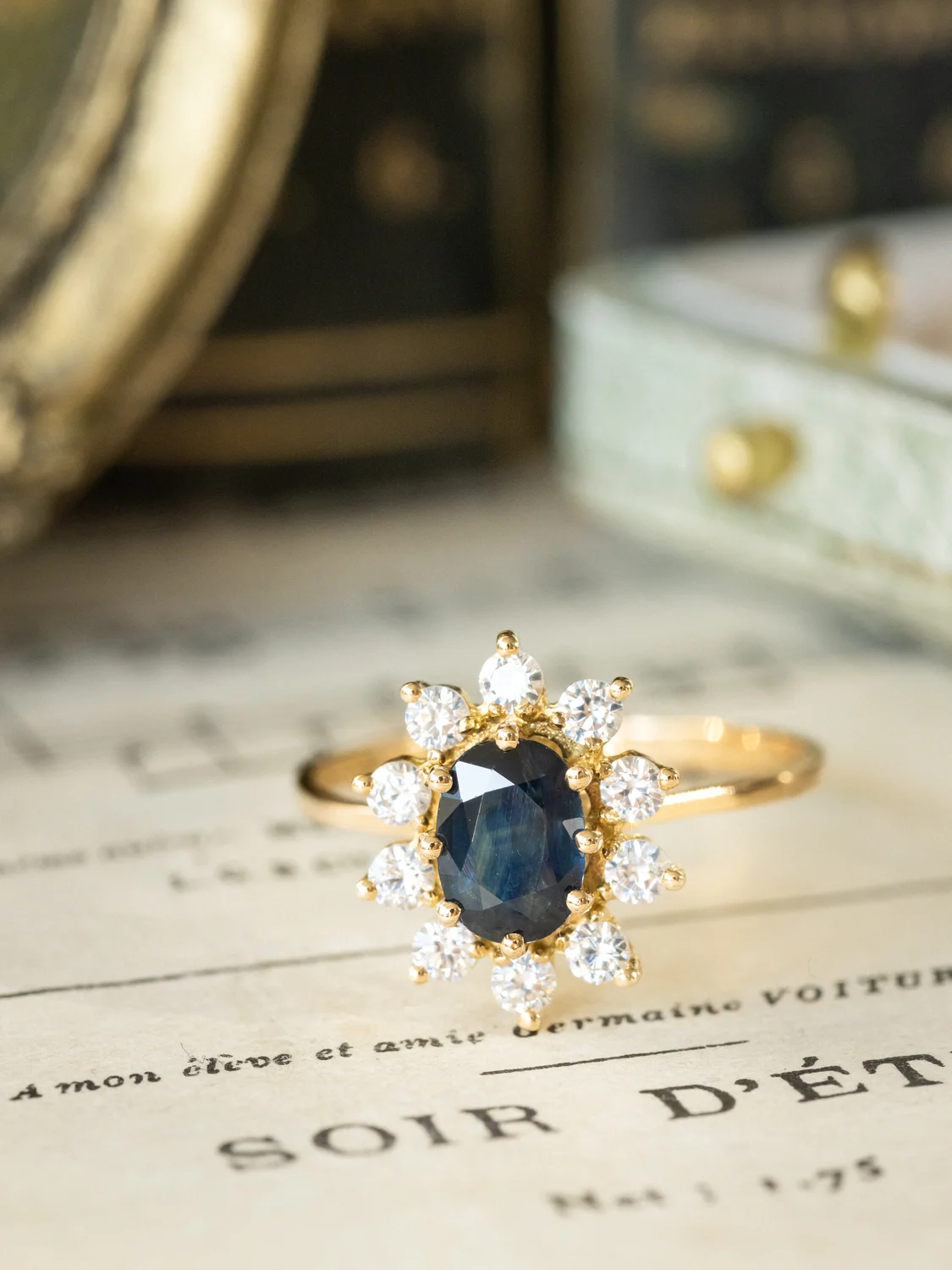 LA GERSENDE, magnifique bague Marguerite vintage en or jaune 18 carats, saphir & diamants étincelants ✨