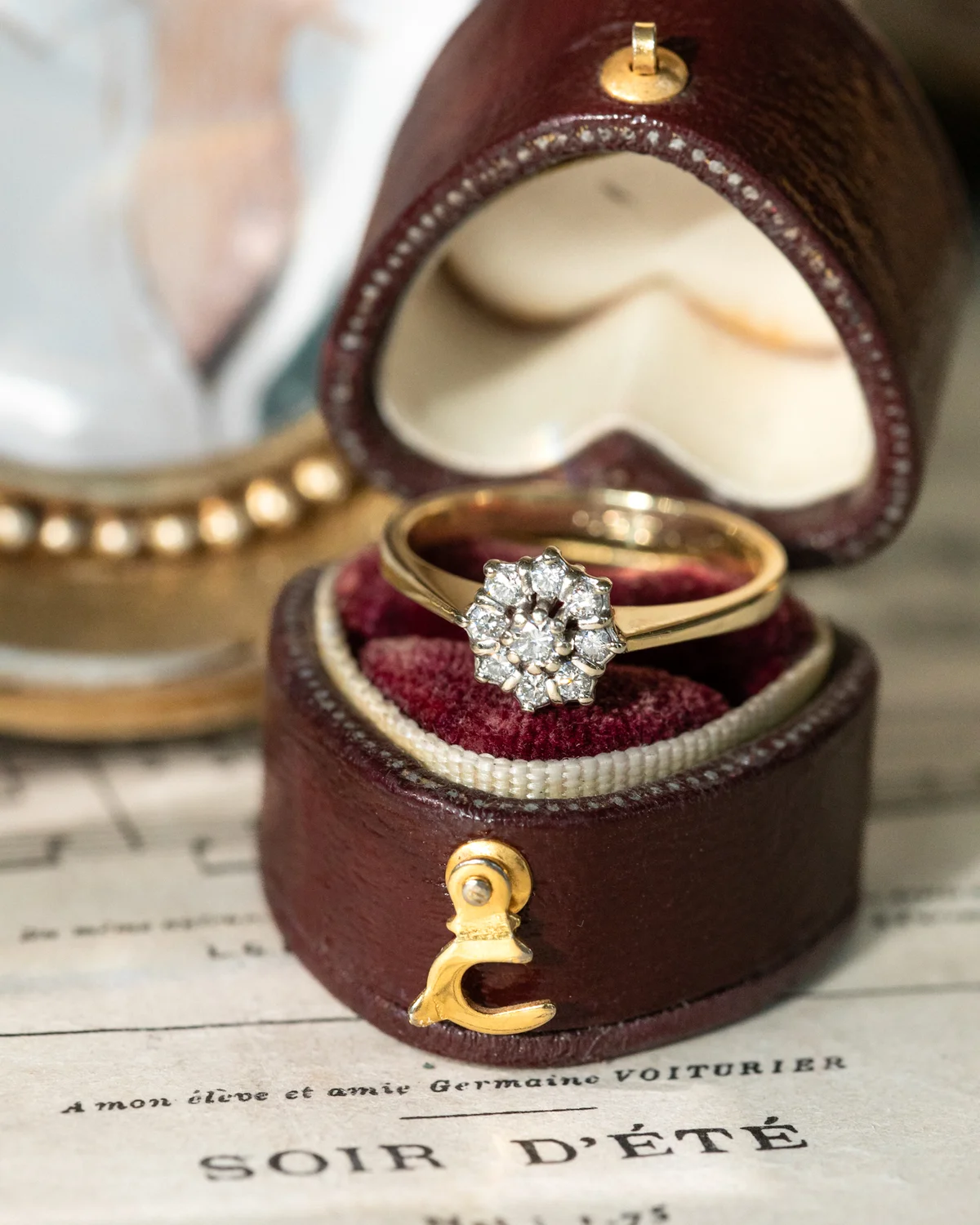 LA LYS, adorable petite Marguerite or jaune 14 carats et diamants ✨