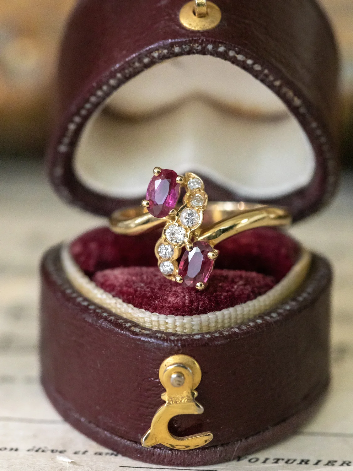 LA MARELLE, magnifique bague Toi & Moi vintage en or jaune 18 carats, rubis et rivière de diamants étincelants ✨