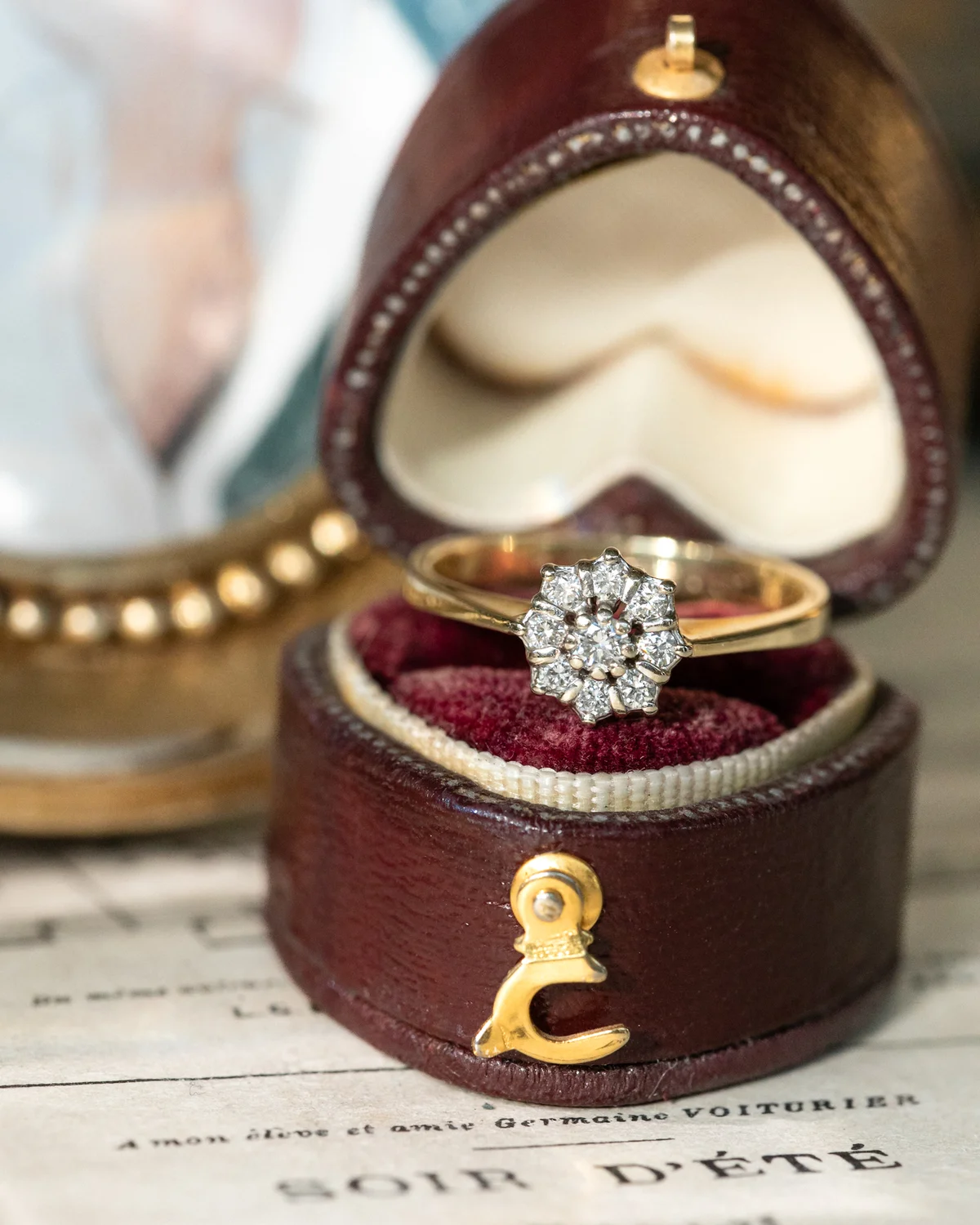 LA LYS, adorable petite Marguerite or jaune 14 carats et diamants ✨