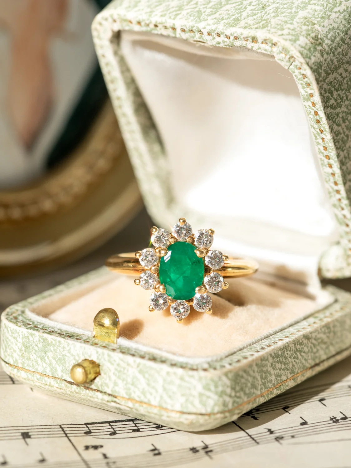 LA FLORENCE, splendide bague Marguerite vintage en or 18 carats, émeraude & diamants ✨