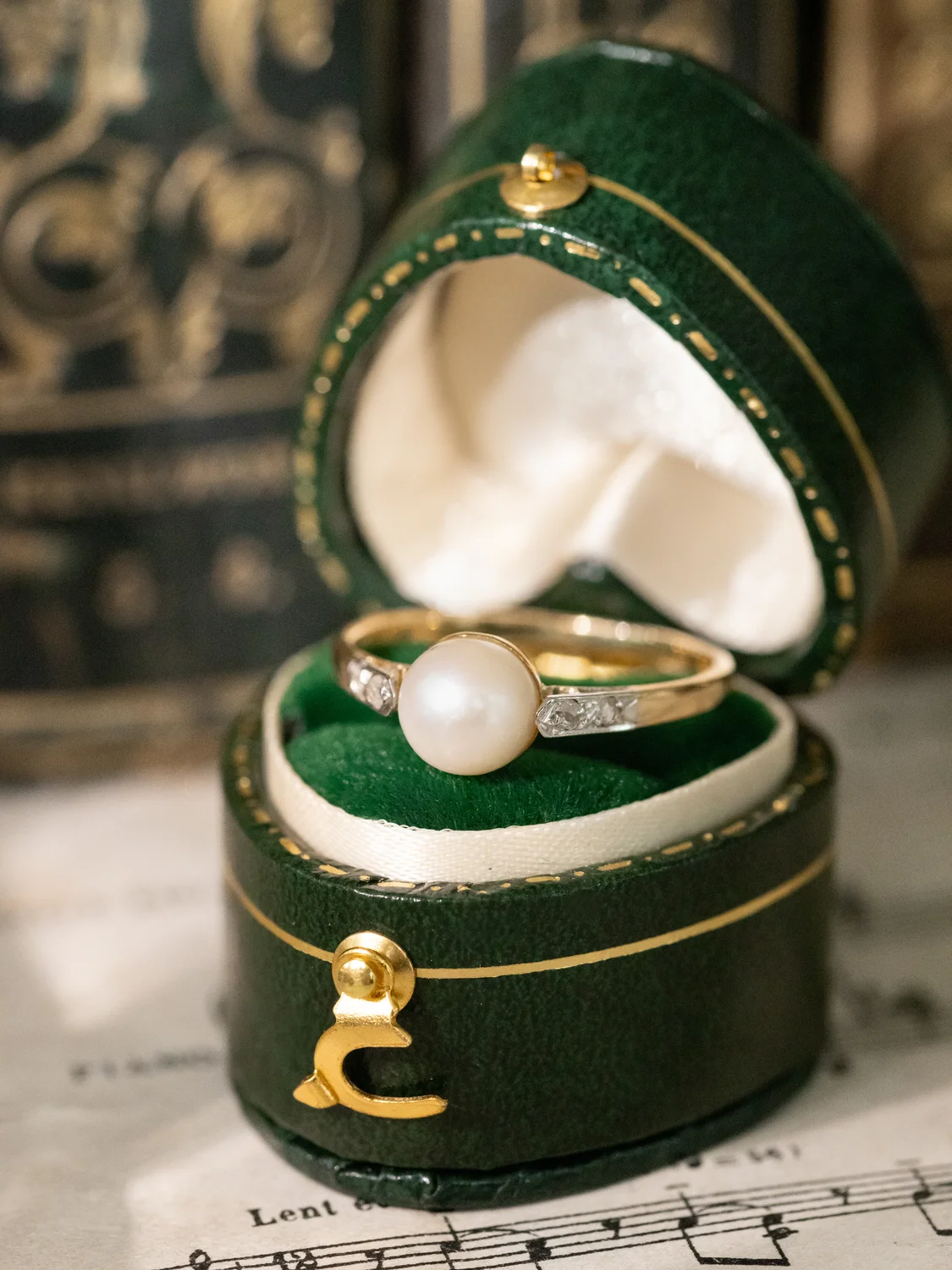 LA LISELLE, magnifique bague ancienne (circa 1910) en or 18 carats deux tons, perle & petits diamants ✨ 