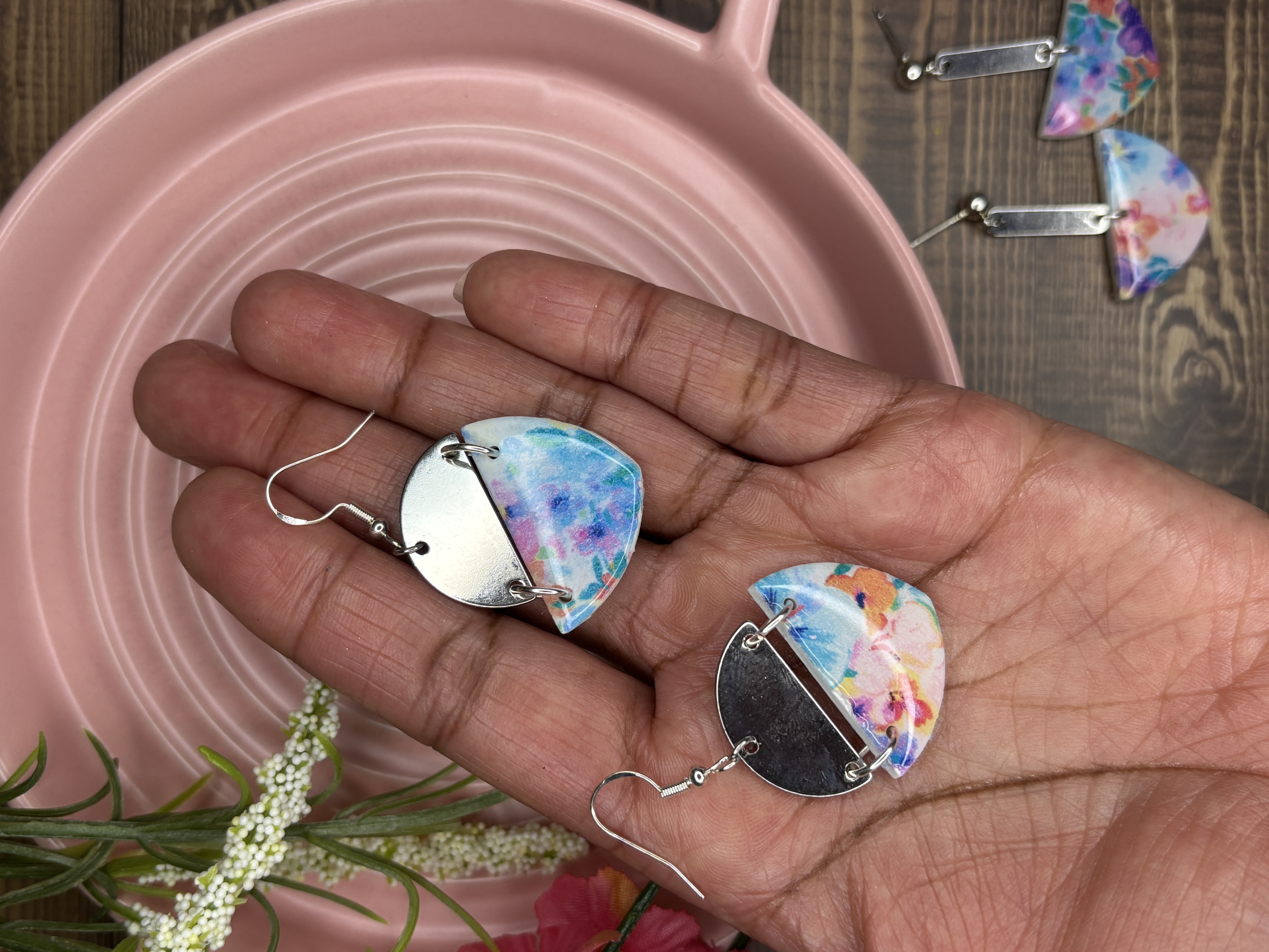 Floral Triangles 