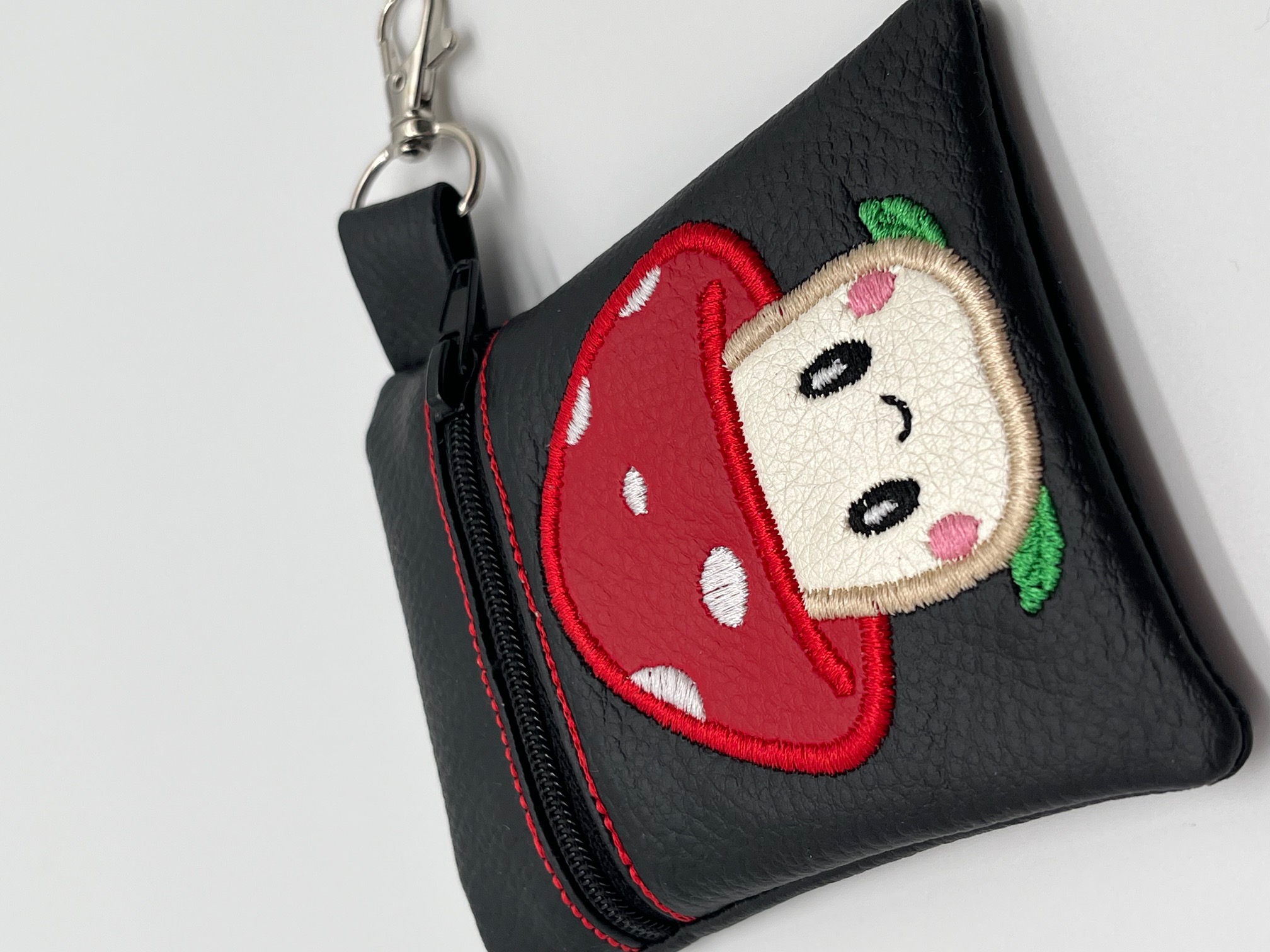 Etuitje met paddenstoel