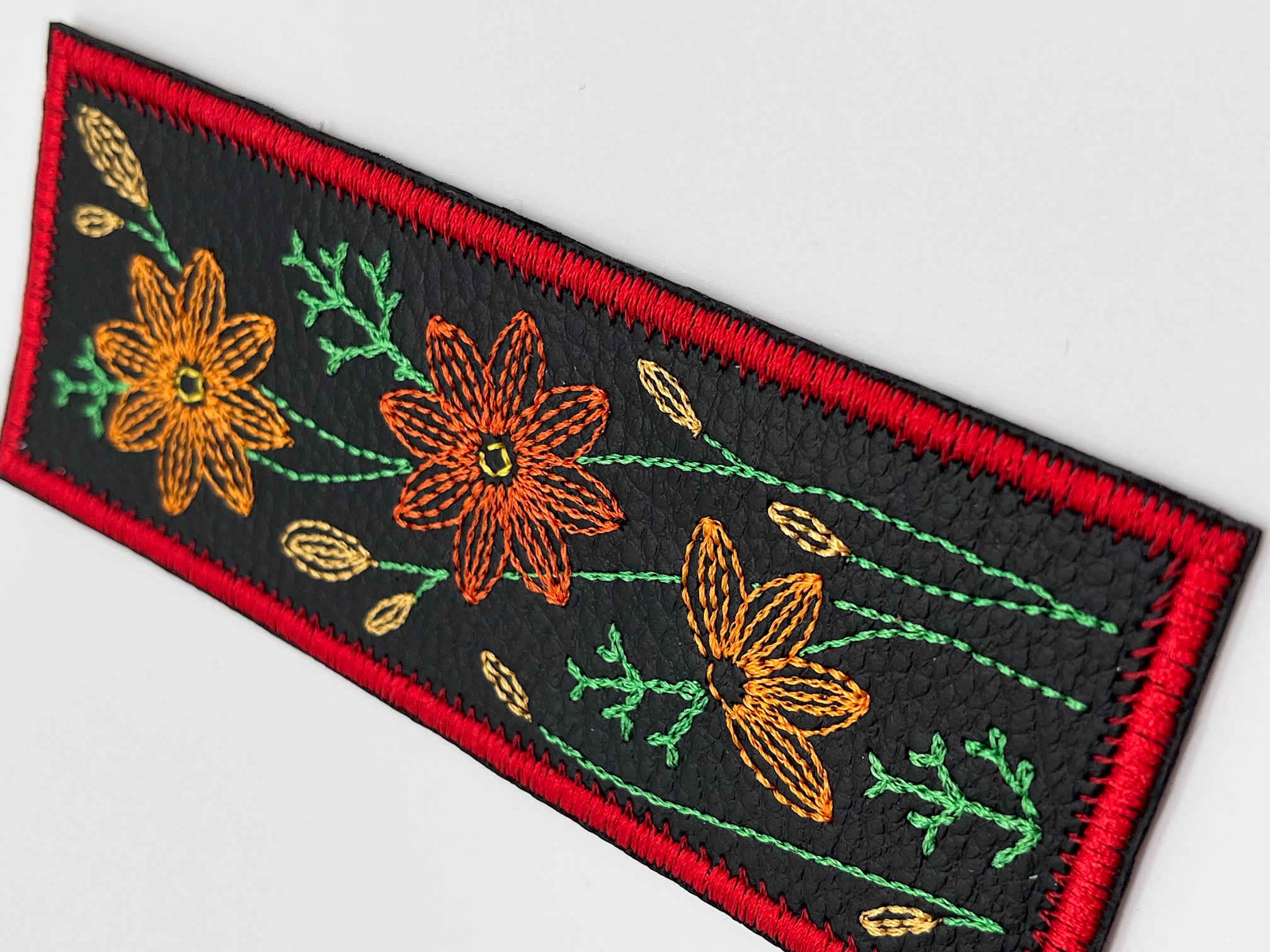 Geborduurde Boekenlegger Bloem rood