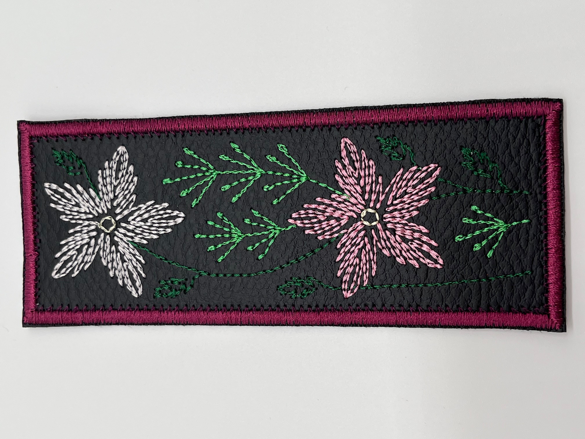 Geborduurde Boekenlegger Bloem Paars