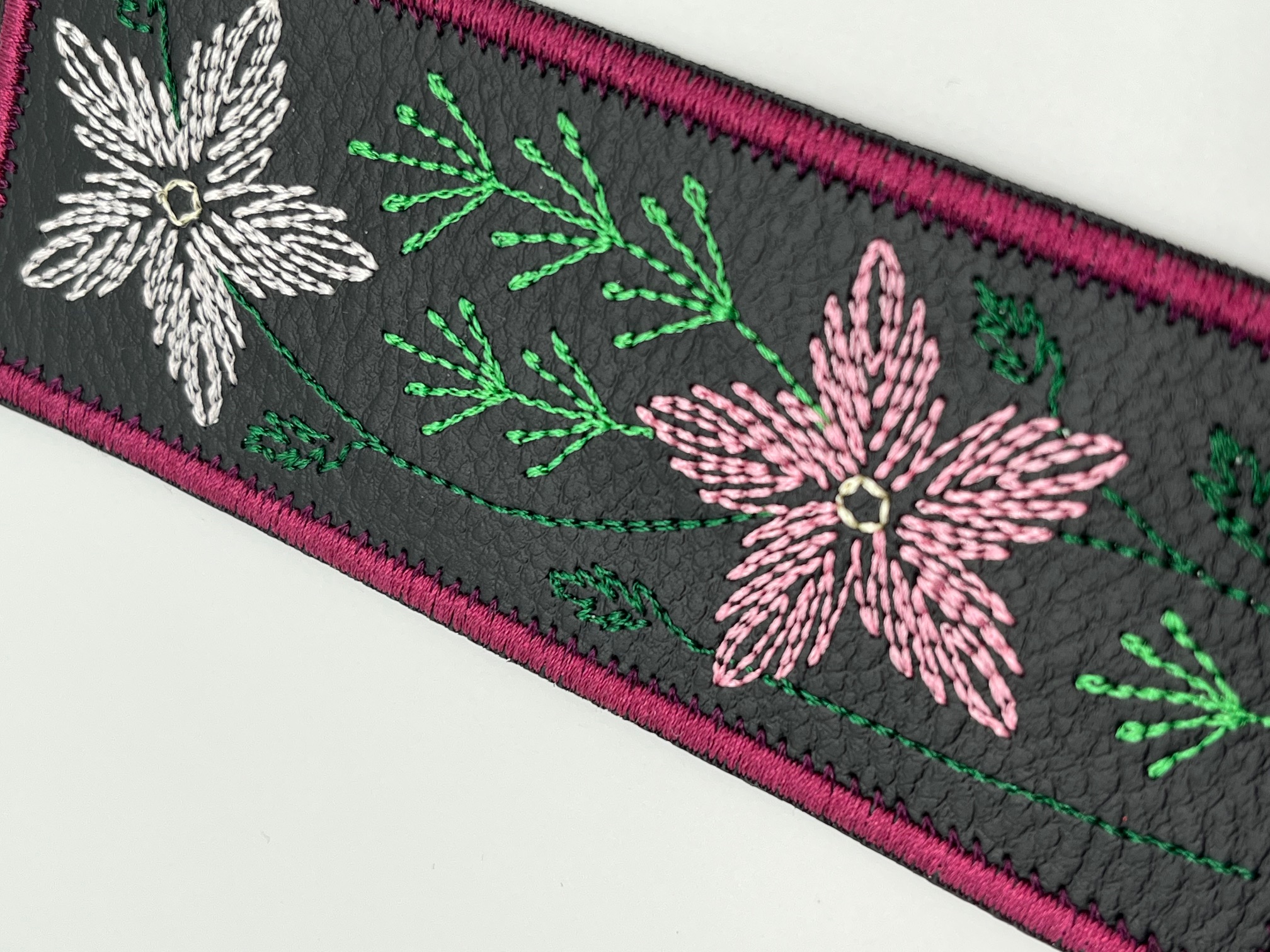 Geborduurde Boekenlegger Bloem Paars