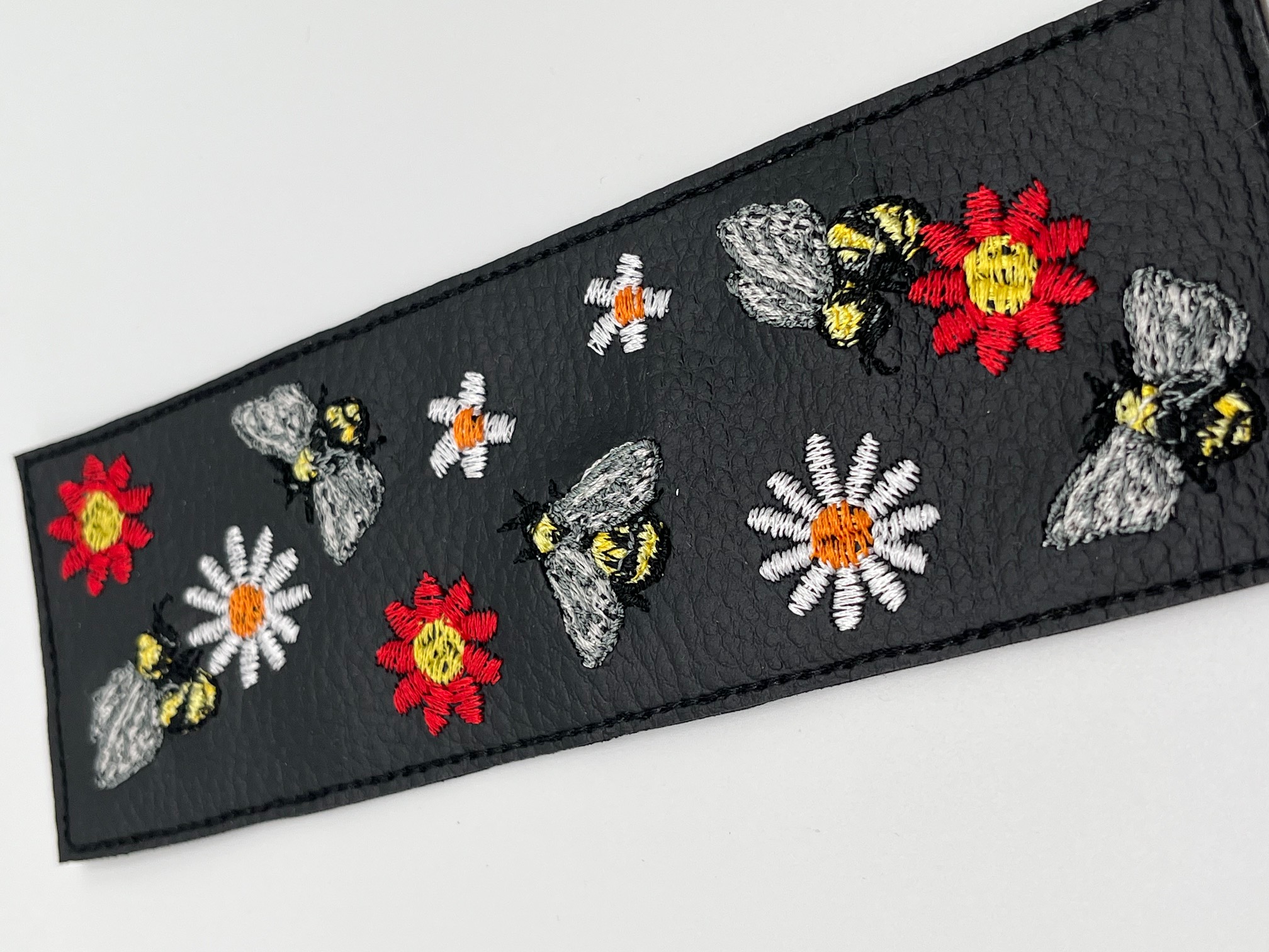 Geborduurde Boekenlegger Bloem Bij