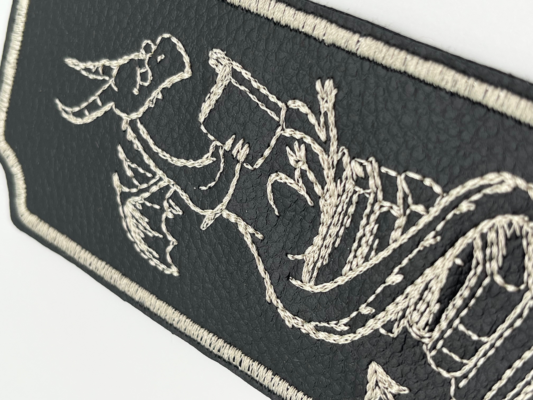 Geborduurde Boekenlegger Draak Middel