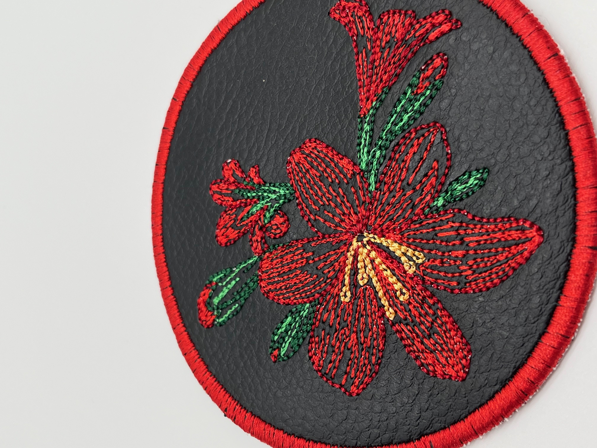 Geborduurde Onderzetter Bloem Rood