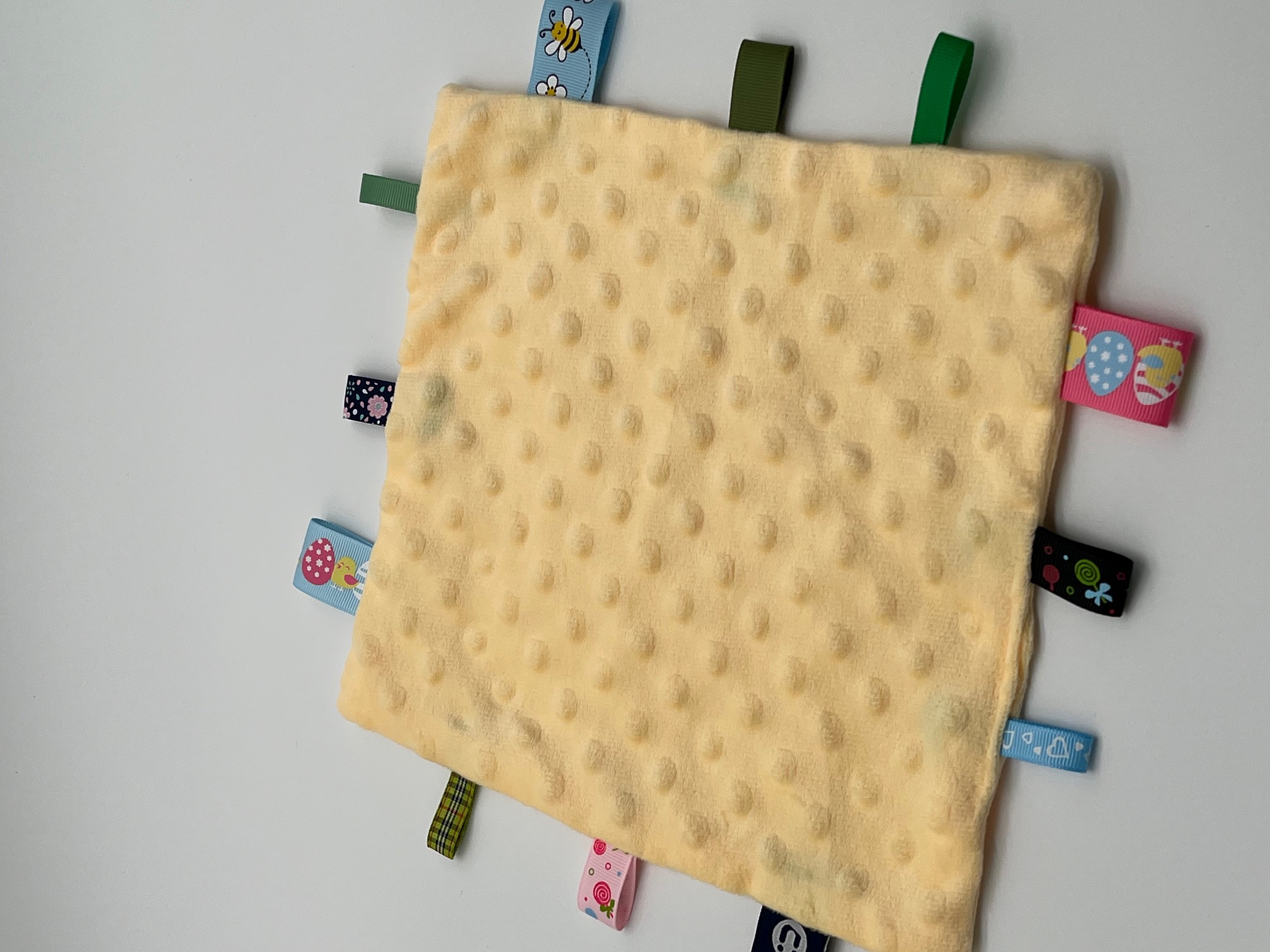 Geborduurd Knuffellapje Minky oranje met naam