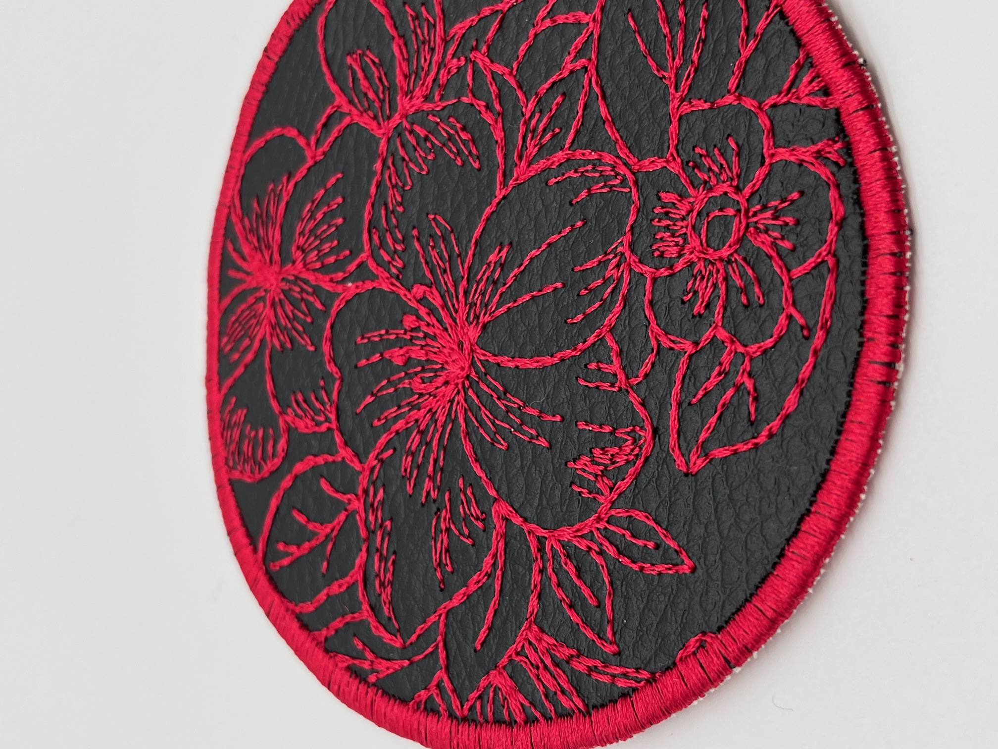 Geborduurde Onderzetter Bloem Fuchsia, set van 4