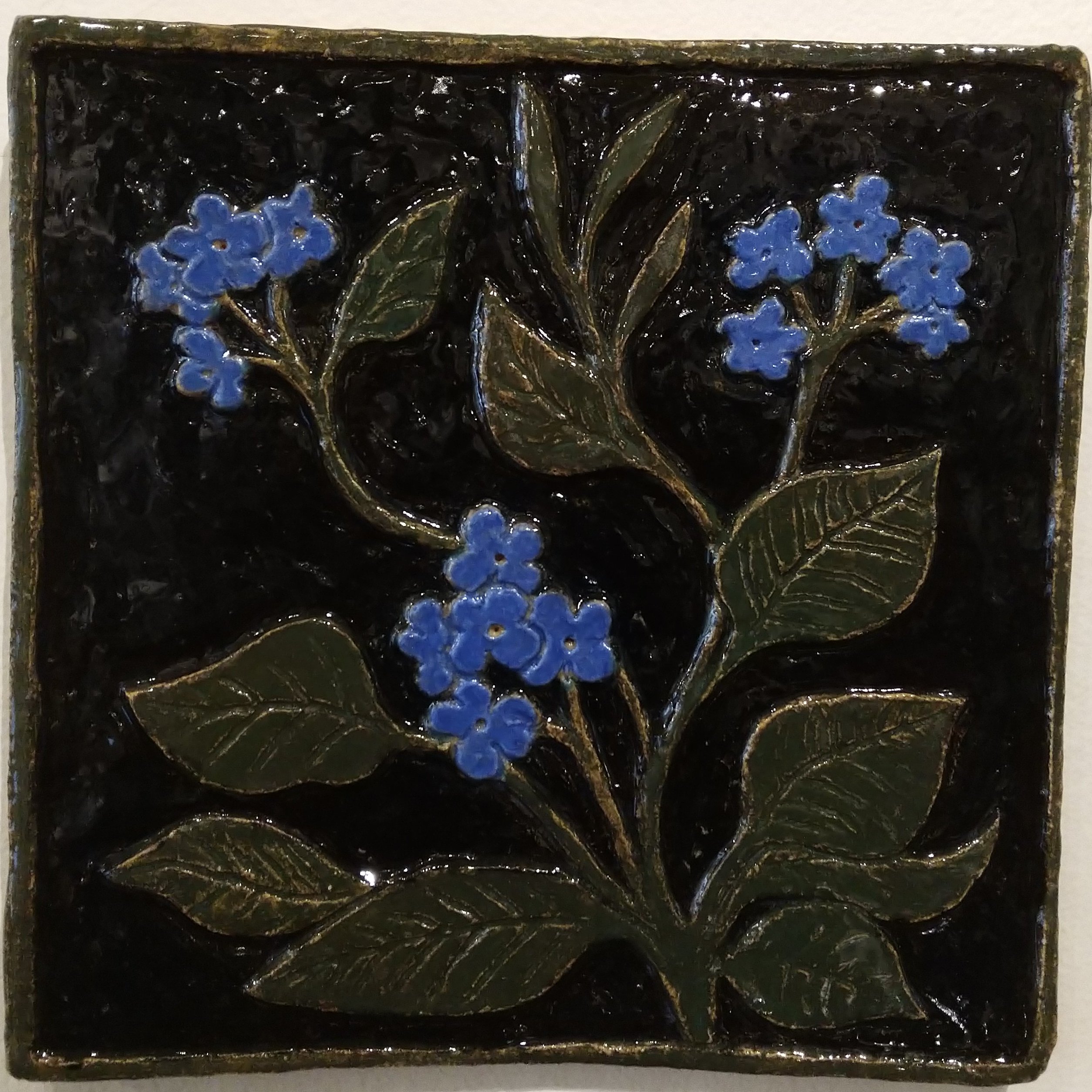 Blue flower tile