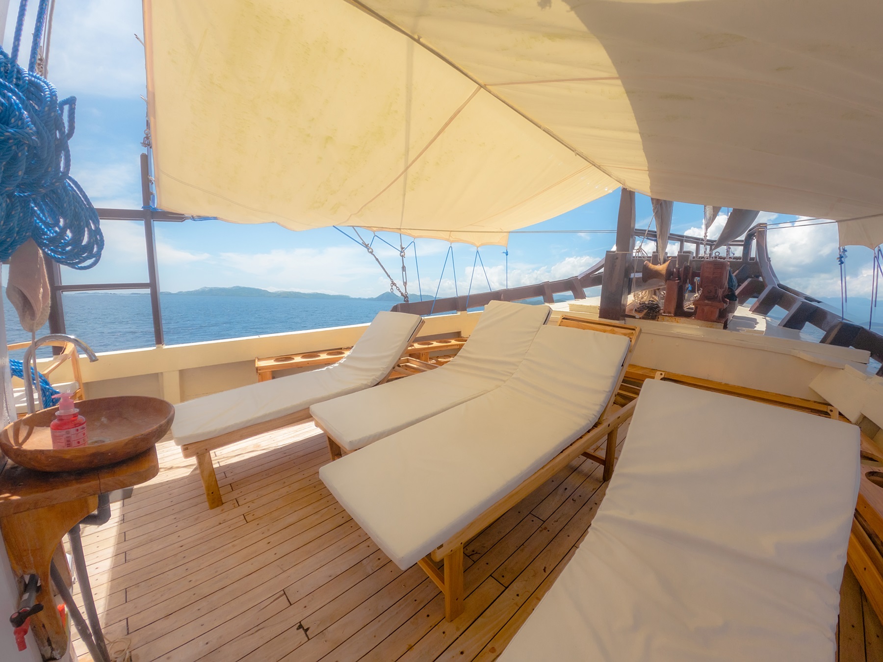 Sailing Komodo Lamborajo 2