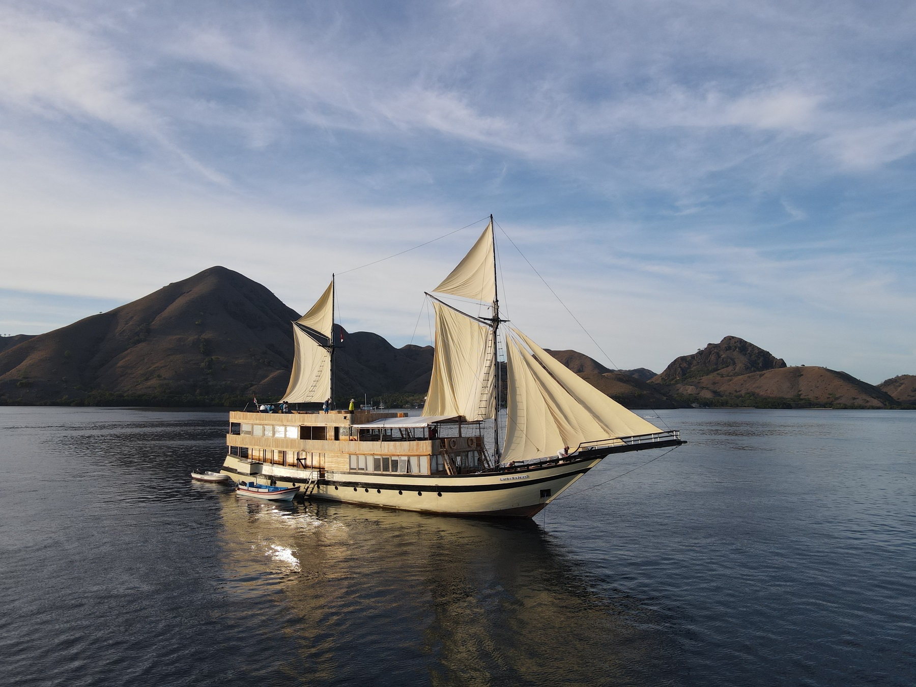 Sailing Komodo Lamborajo 3