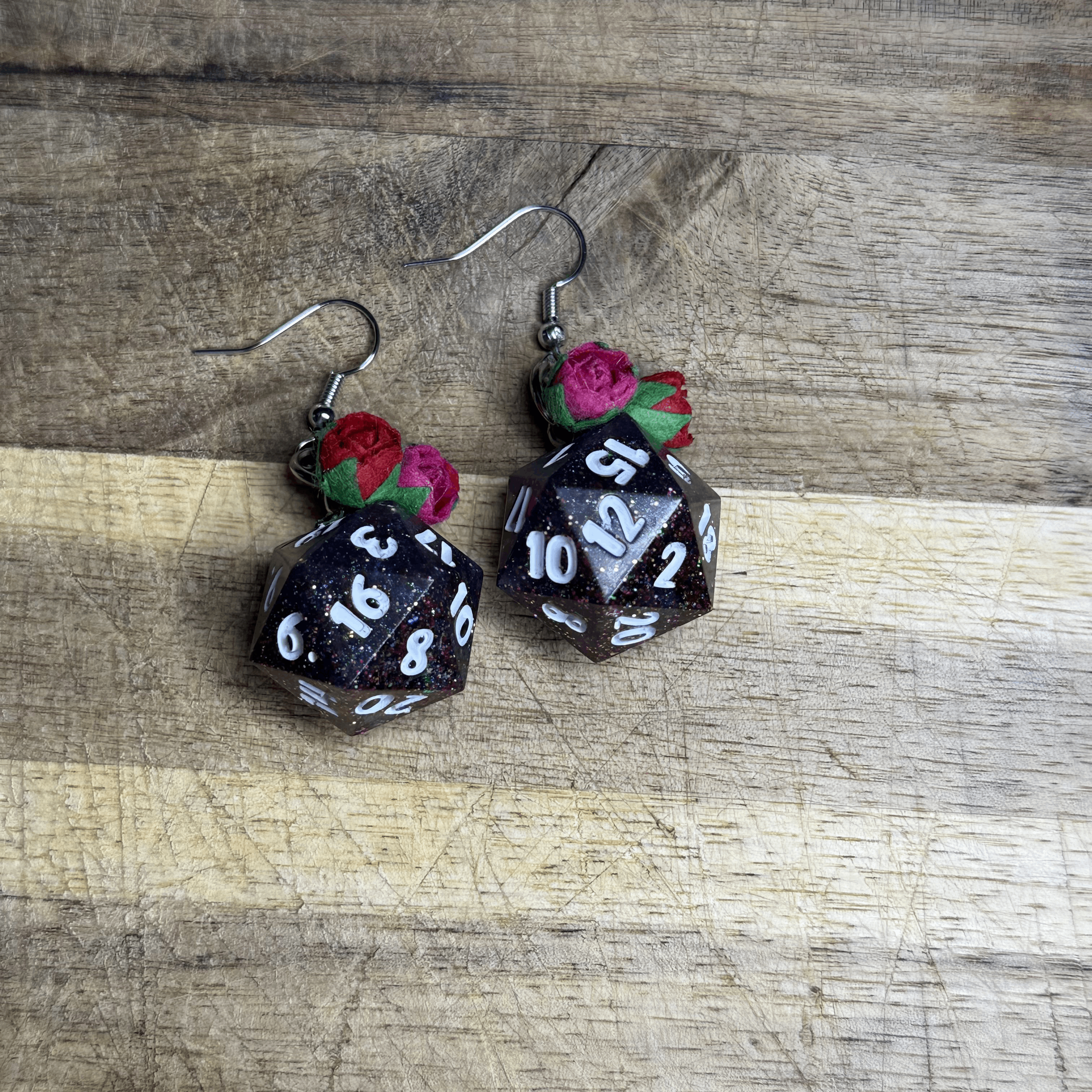 Stardust | D20 Earrings 