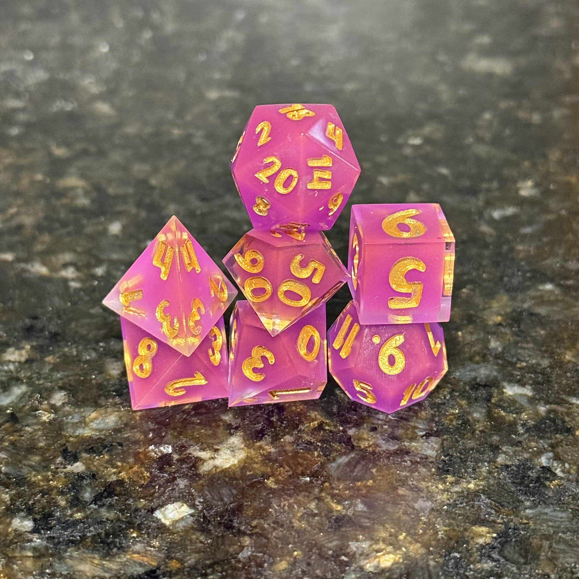 GGolden - Resin Dice Set