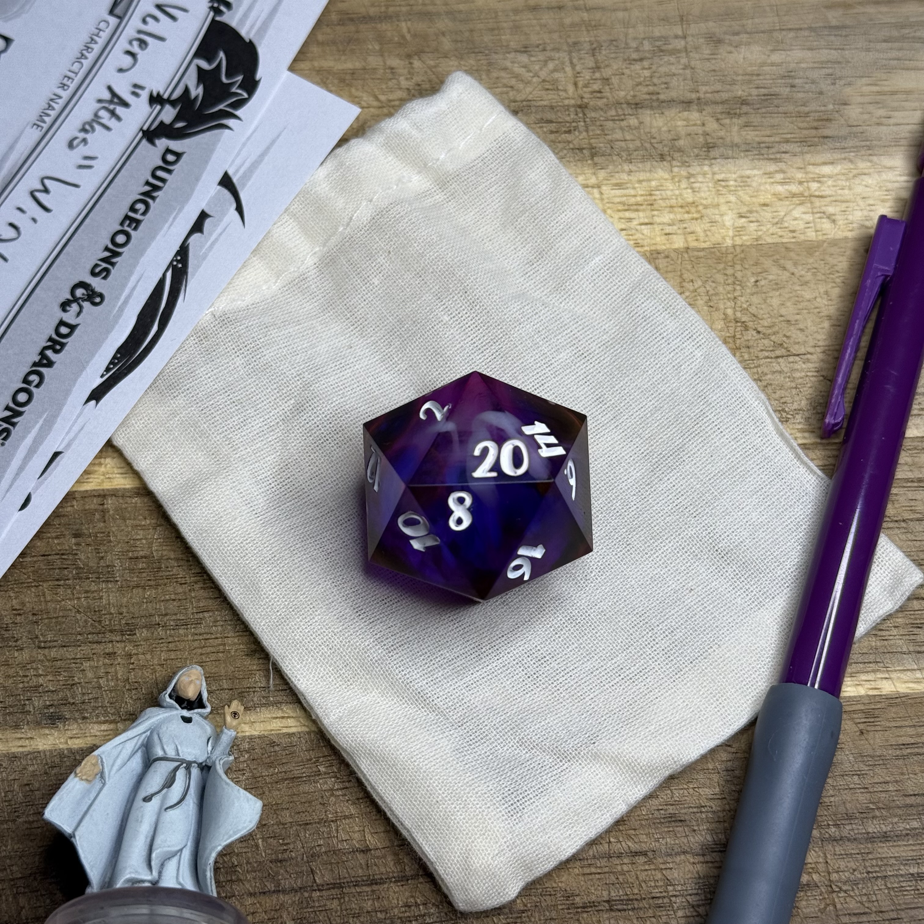 Edge of Oblivion | 35mm Chonk d20 | DnD RPG Dice