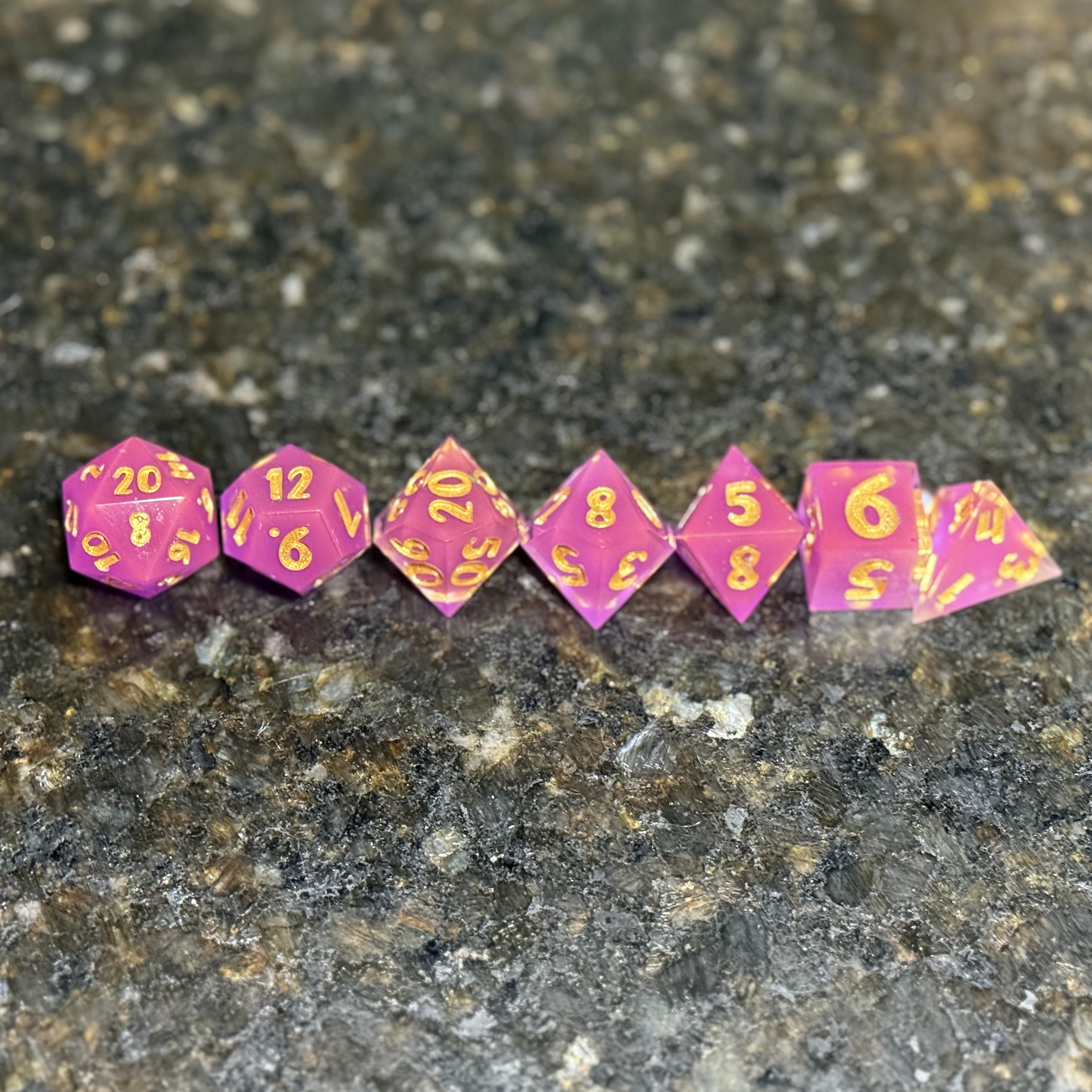 GGolden - Resin Dice Set