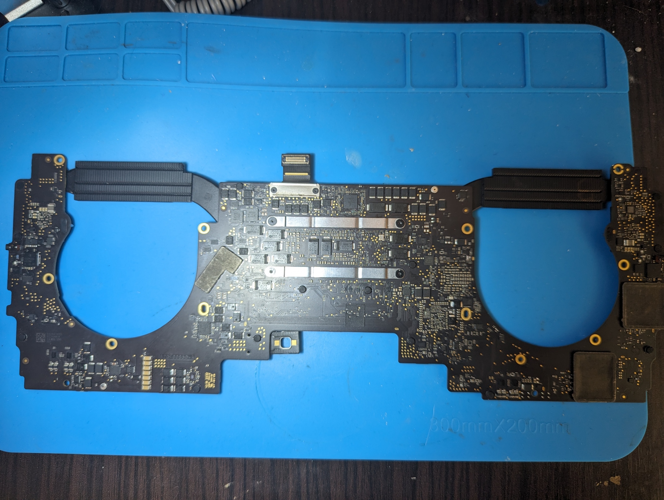 Macbook Pro Motherboard 820-00850-A For Parts