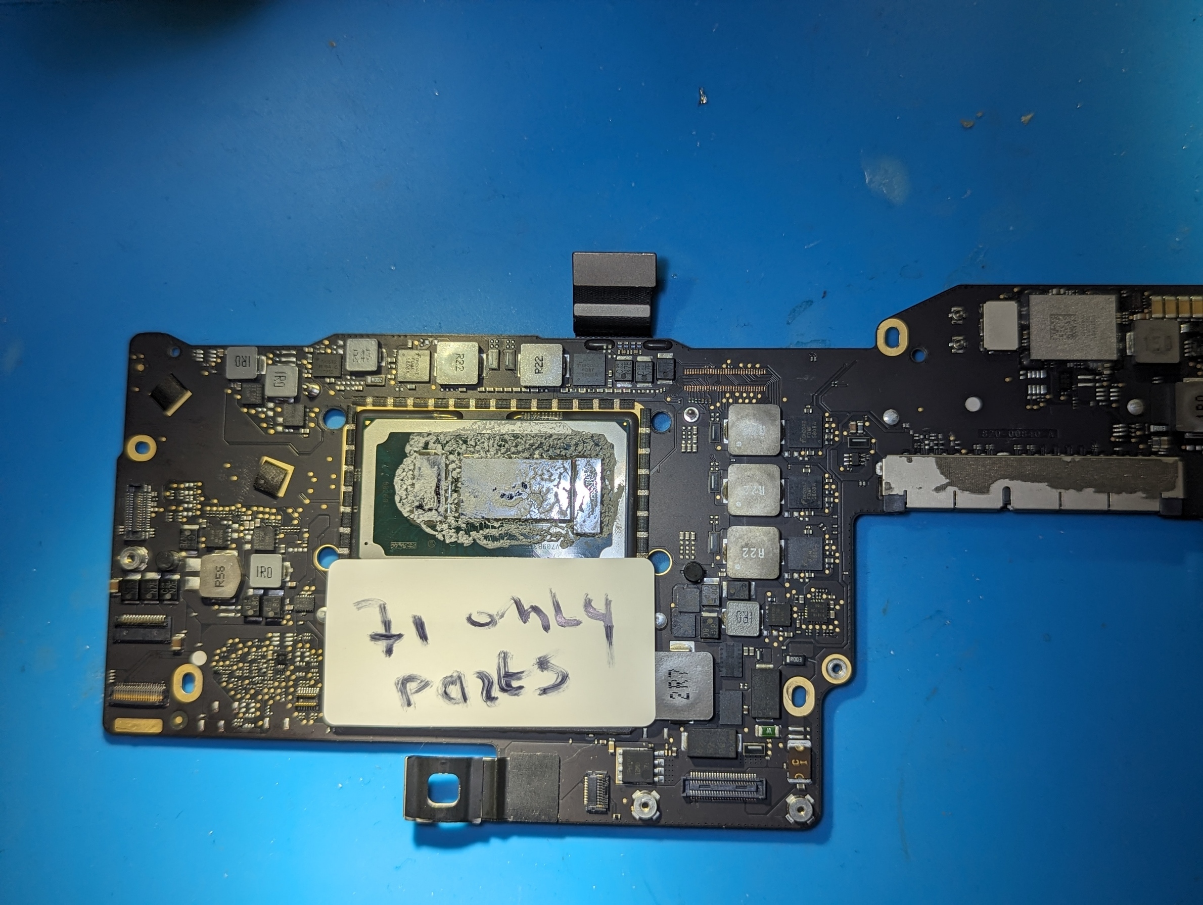 Macbook Pro Motherboard 820-00840-A For Parts
