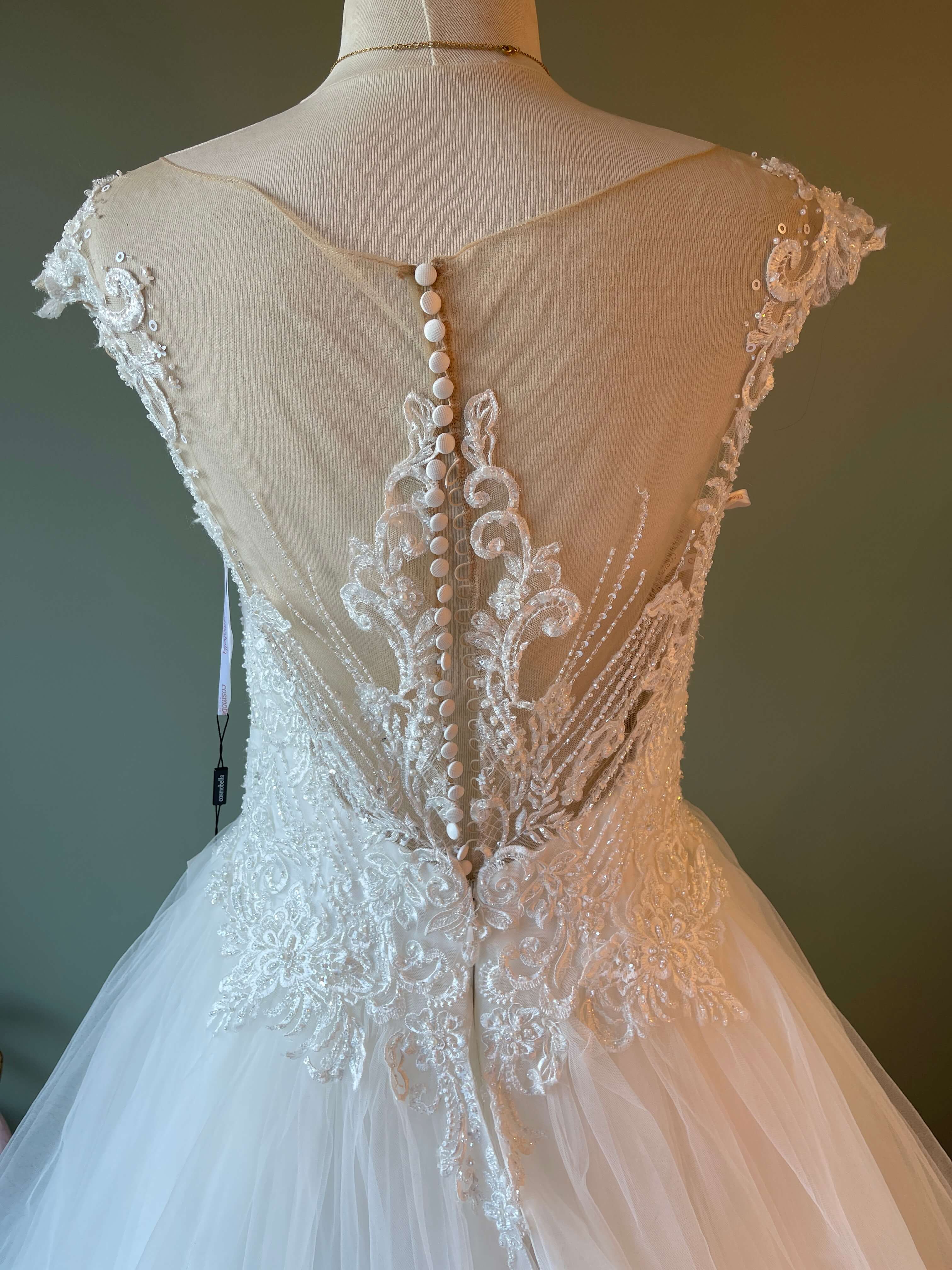 Robe de matiée Cosmobella modèle 8065