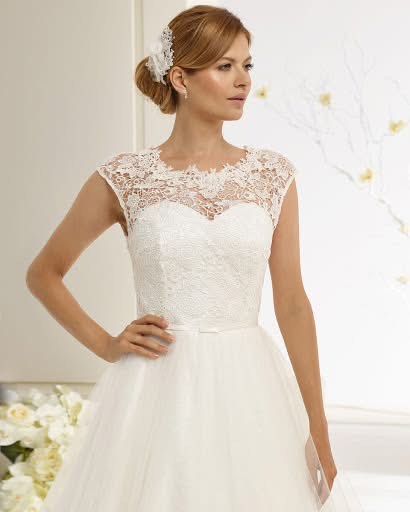 Robe de mariée Bianco Evento modèle Annabel