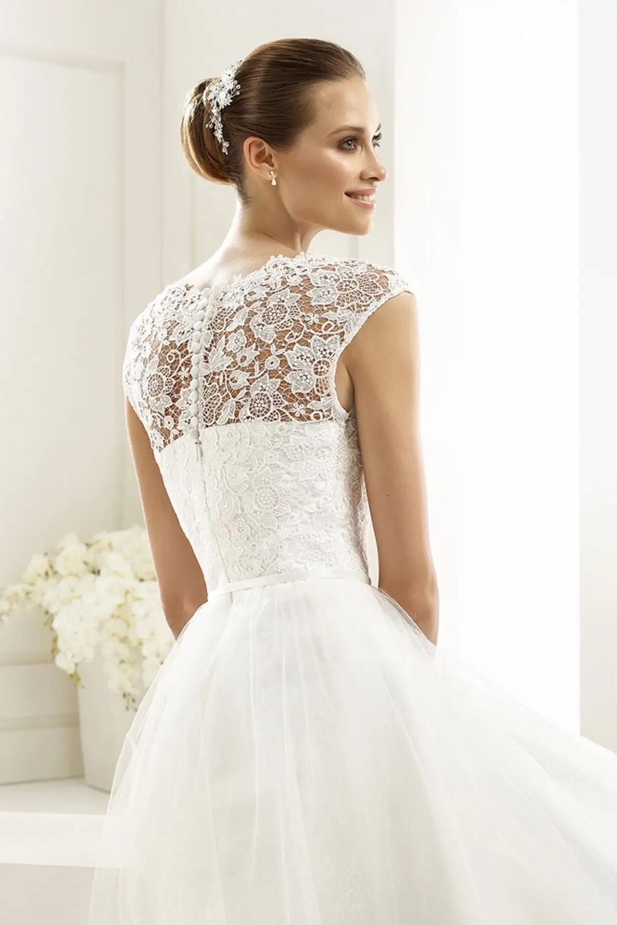 Robe de mariée Bianco Evento modèle Annabel