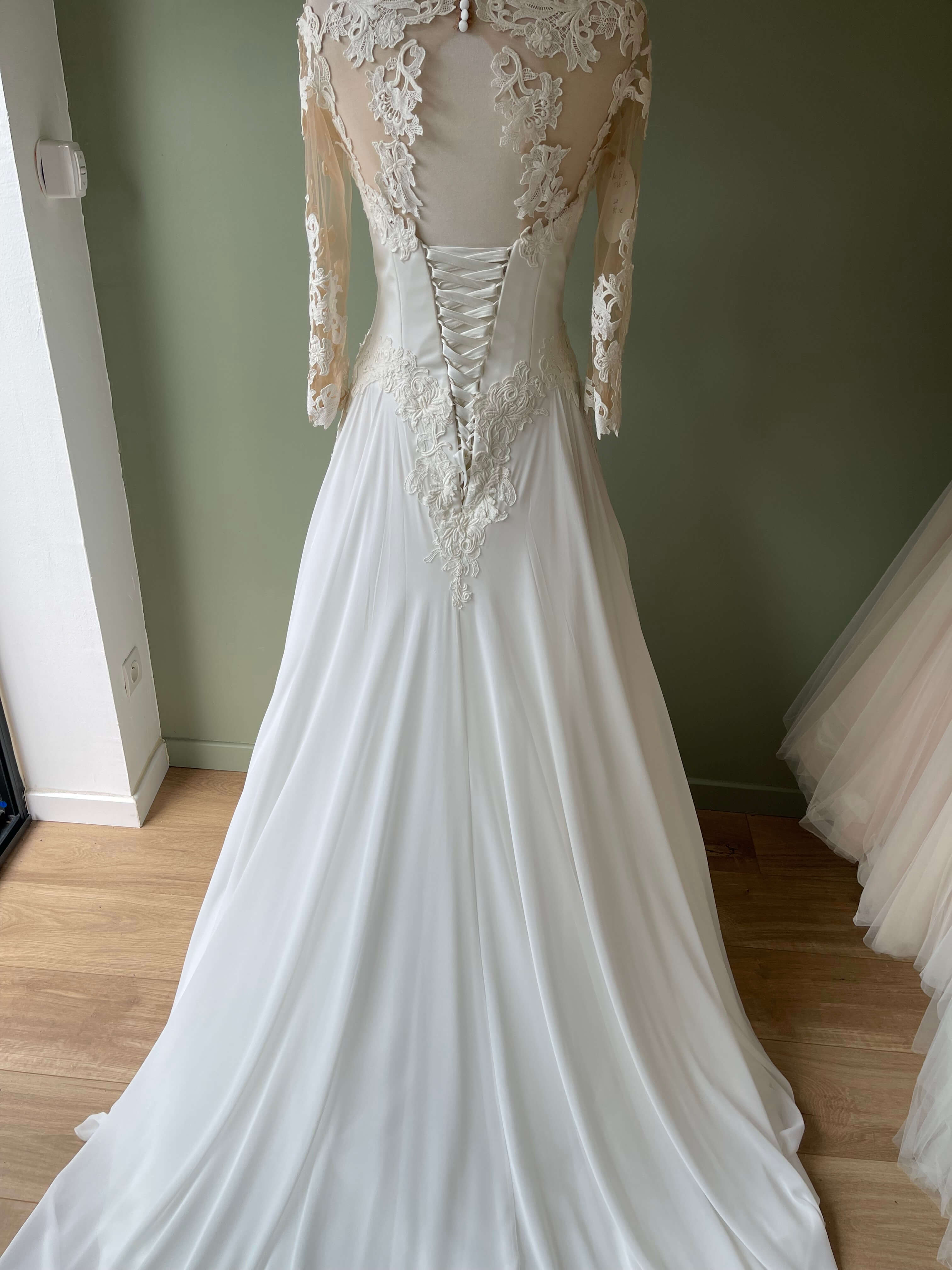 Robe de mariée Anghelina Antohi modèle Ode