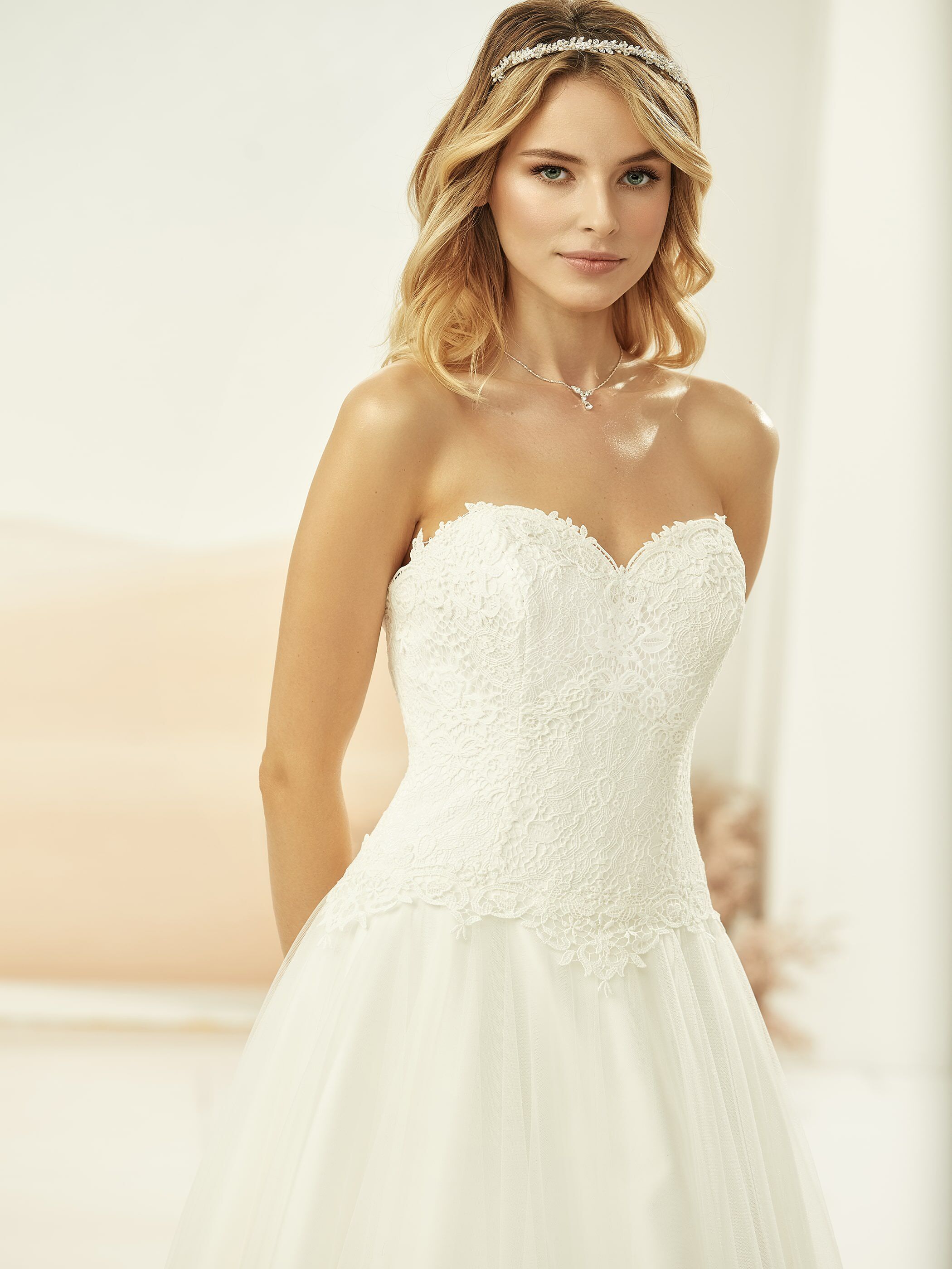 Robe de mariée Bianco Evento modèle Gabrielle