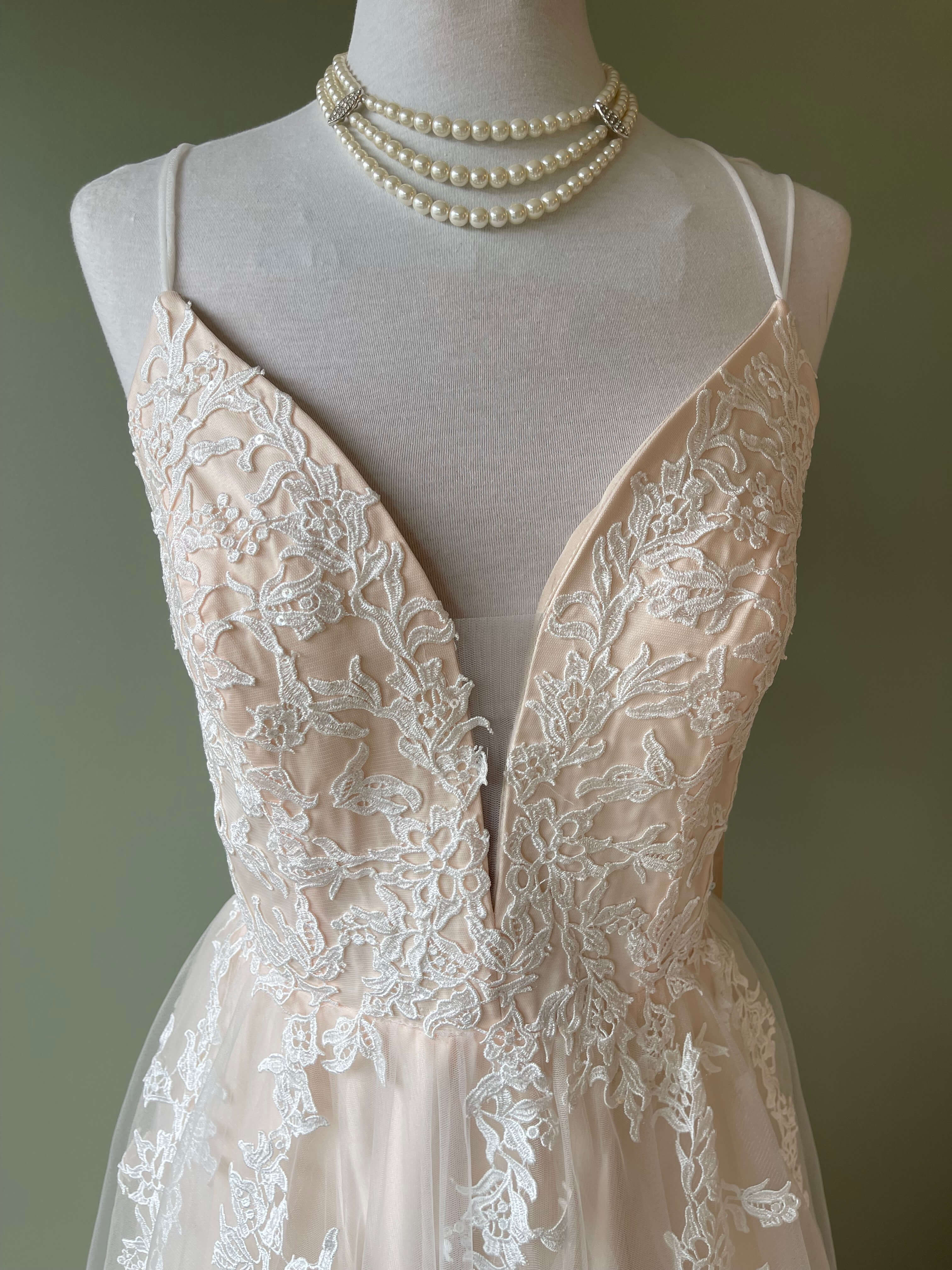 Robe de mariée Créatif Paris modèle Aude