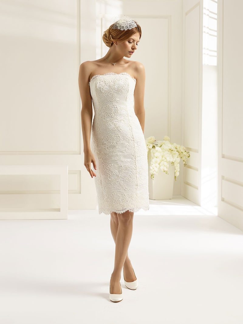 Robe de mariée courte Bianco Evento modèle Aprilia