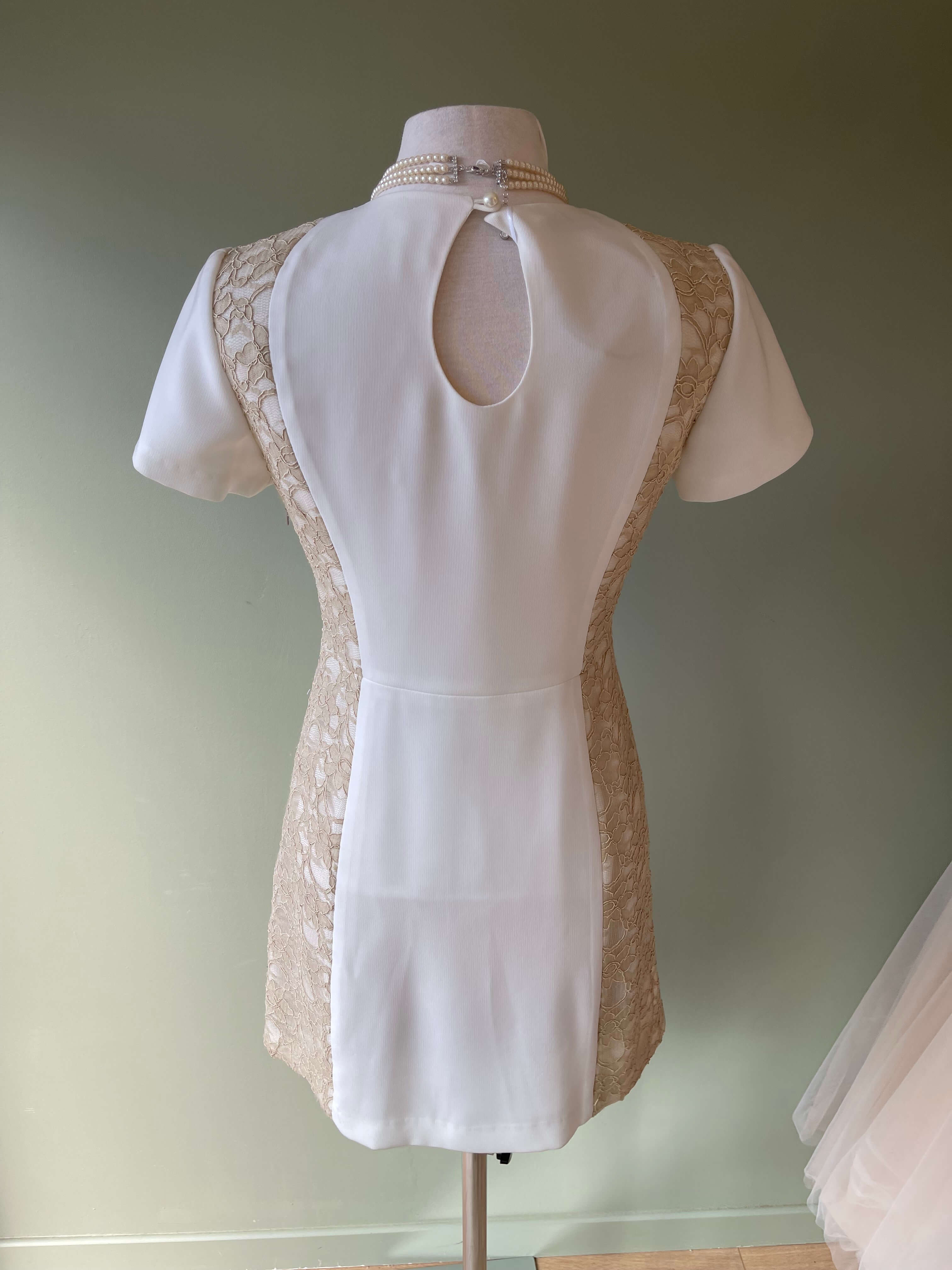 Robe de mariée courte Anghelina Antohi modèle Sandy