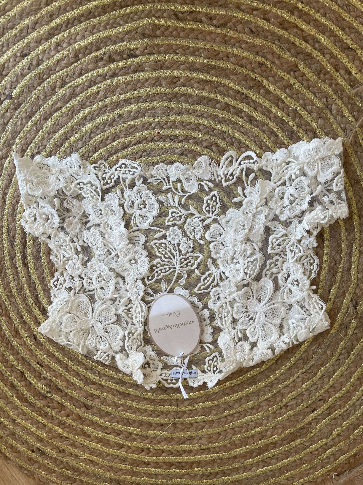 Boléro en dentelle